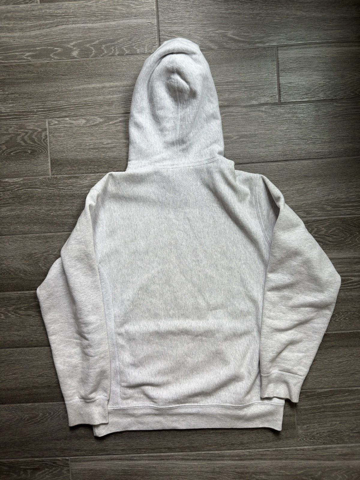 Supreme SS19 Supreme Apple Hooded Sweatshirt Ash Grey Medium Size US M / EU 48-50 / 2 - 5 Thumbnail