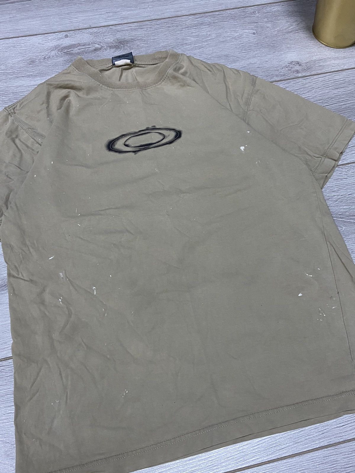 Vintage Oakley vintage painted distressed big logo circle t-shirt Size US M / EU 48-50 / 2 - 4 Thumbnail