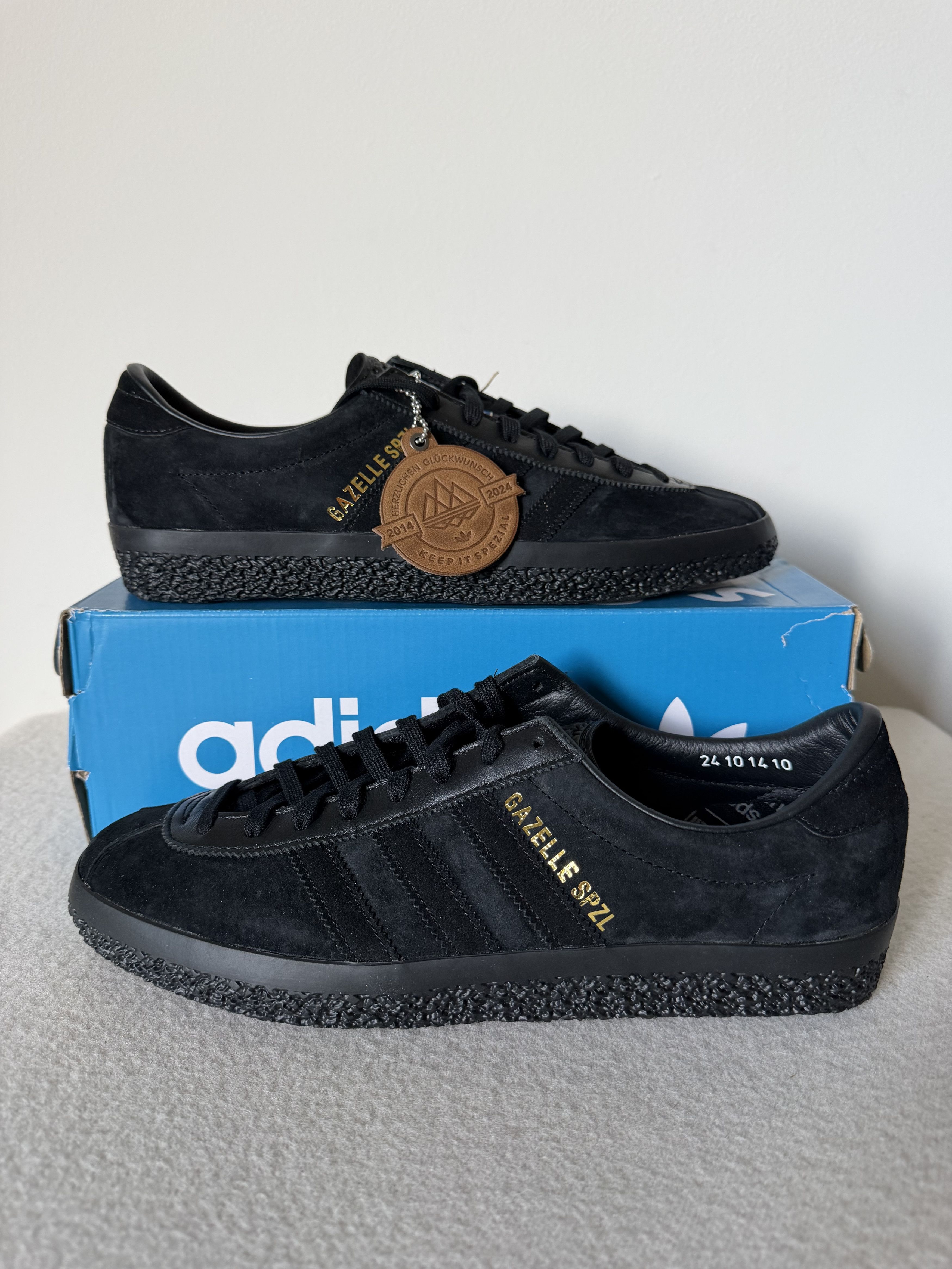 Adidas Adidas Gazelle Spezial in Black Size US 10 / EU 43 - 2 Thumbnail