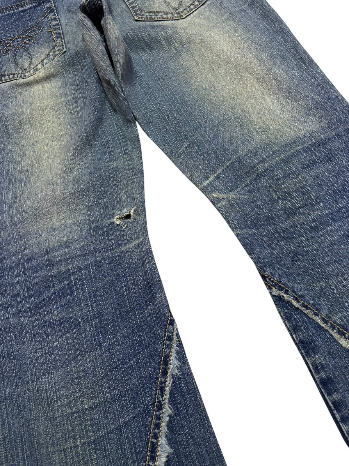 Japanese Brand Vtg Japanese Brand Flared Distressed Jeans Size 29" - 8 Thumbnail