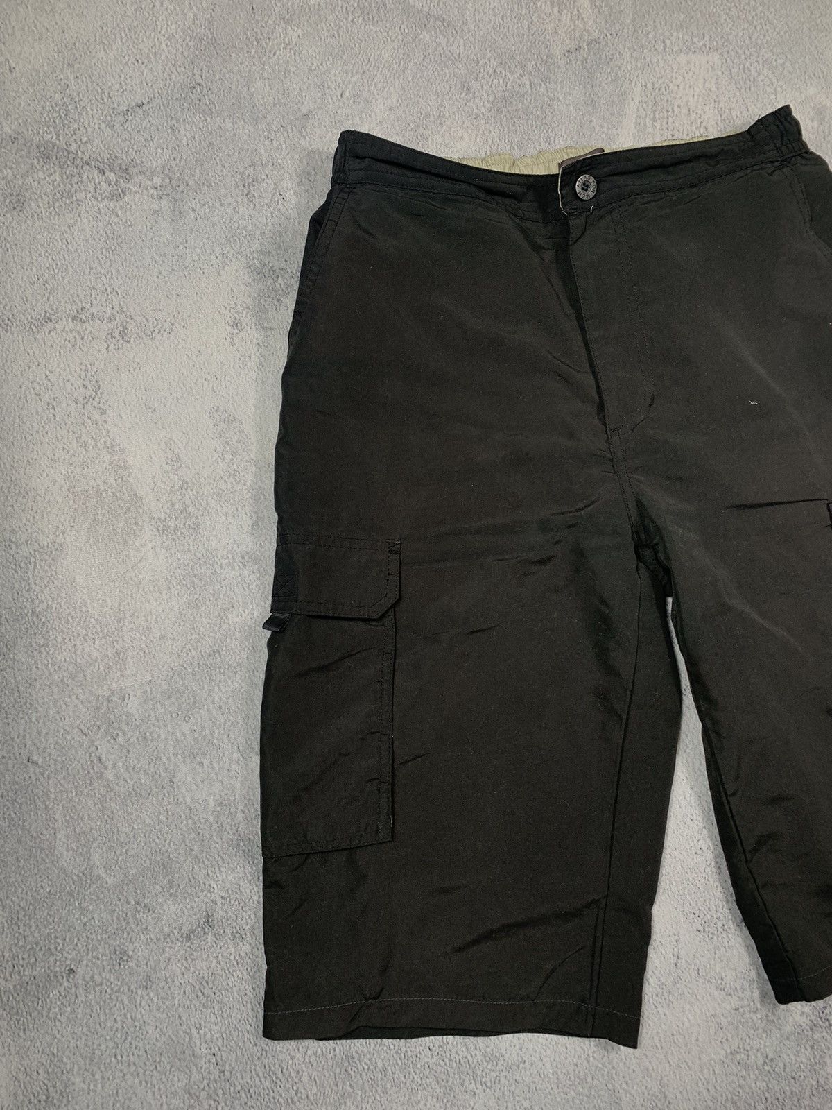 Vintage Vintage Y2K cargo nylon shorts outdoor style size M Size US 32 / EU 48 - 2 Thumbnail