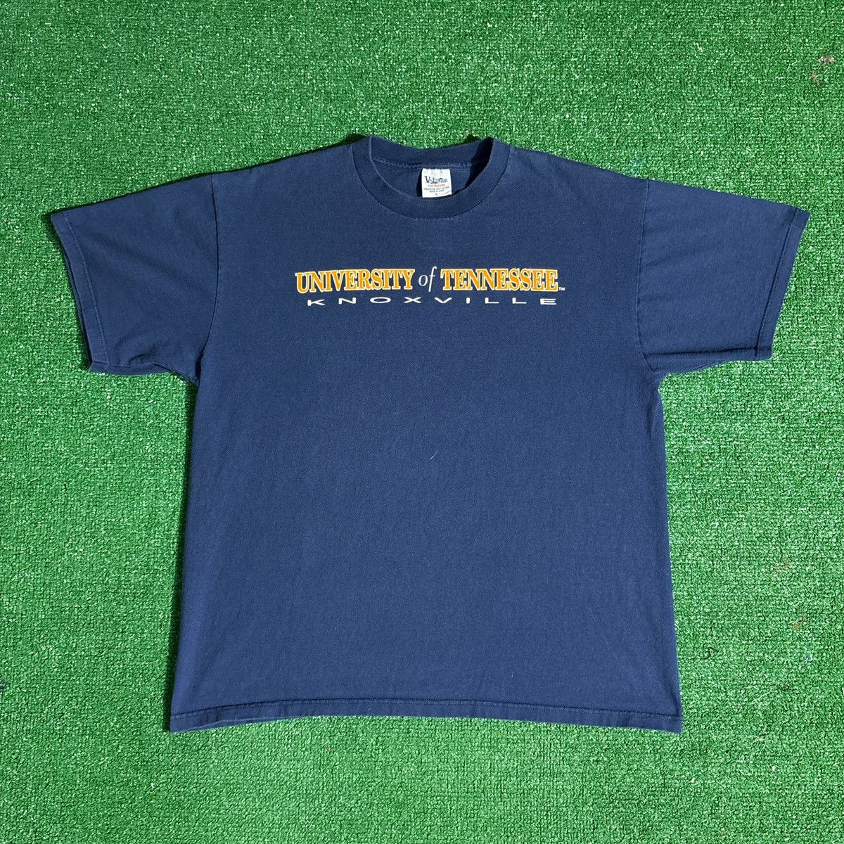 Vintage Vintage University of Tennessee Knoxville Navy Graphic Tee Size US XL / EU 56 / 4 - 1 Thumbnail