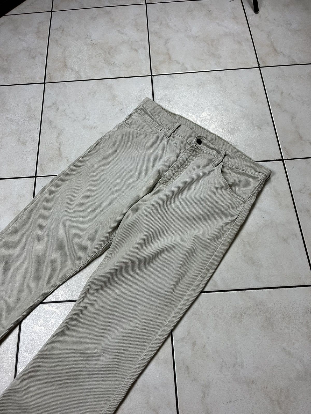 Levi's × Vintage Vintage Levi’s 507 flare corduroy cords y2k pants trousers Size US 34 / EU 50 - 8 Thumbnail