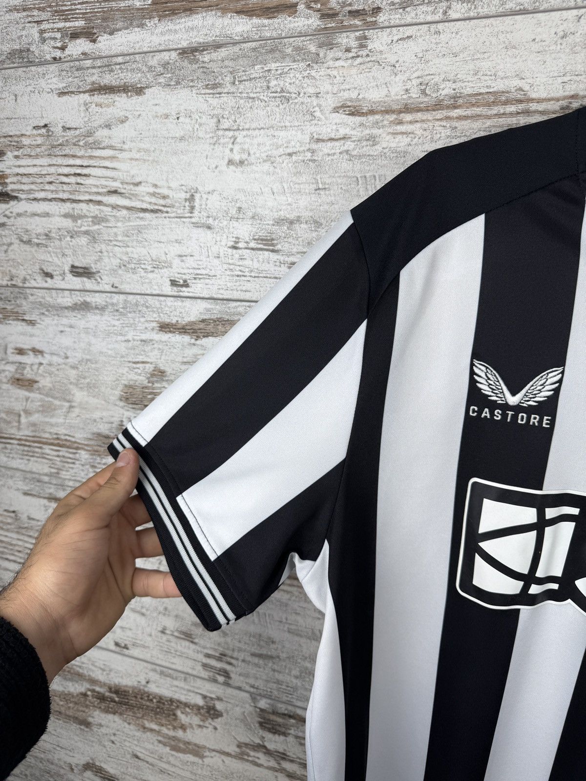 Castore × Vintage Mens Vintage Castore New Castle T-shirt soccer jersey tee Size US XL / EU 56 / 4 - 4 Thumbnail