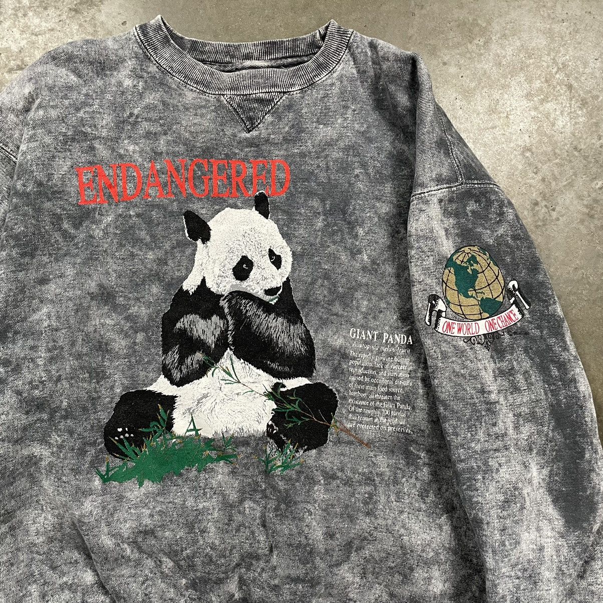 Vintage Vintage Nature Crewneck Endangered Giant Panda 90s Faded Size US XL / EU 56 / 4 - 4 Thumbnail