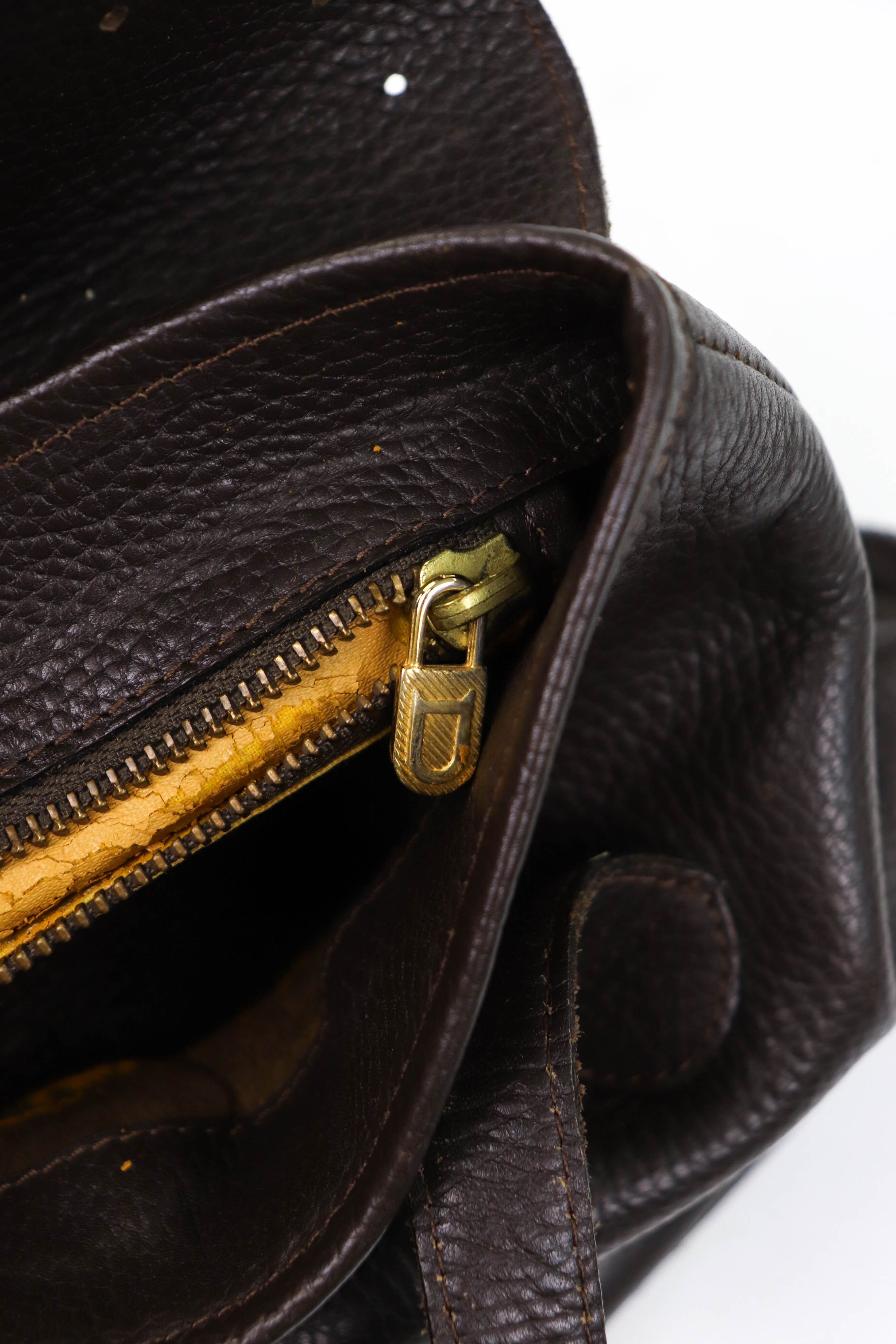 Delvaux Delvaux Brown Grained Leather Handmade Artisan Shoulder Bag Size ONE SIZE - 17 Thumbnail