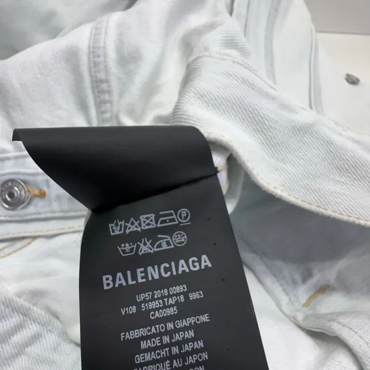 Balenciaga Balenciaga Embroidered Logo Denim Jacket Light Blue 0079-25 Size US S / EU 44-46 / 1 - 2 Thumbnail