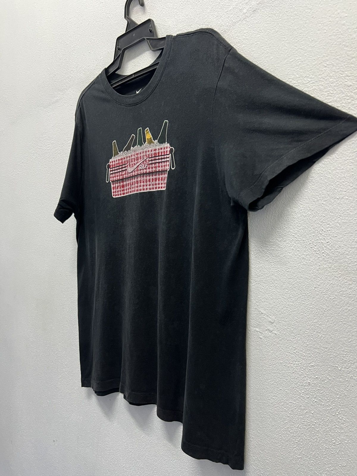 Nike × Vintage VINTAGE NIKE GOLF BEER COOLER GRAPHIC TEE SHIRT Size US L / EU 52-54 / 3 - 4 Thumbnail