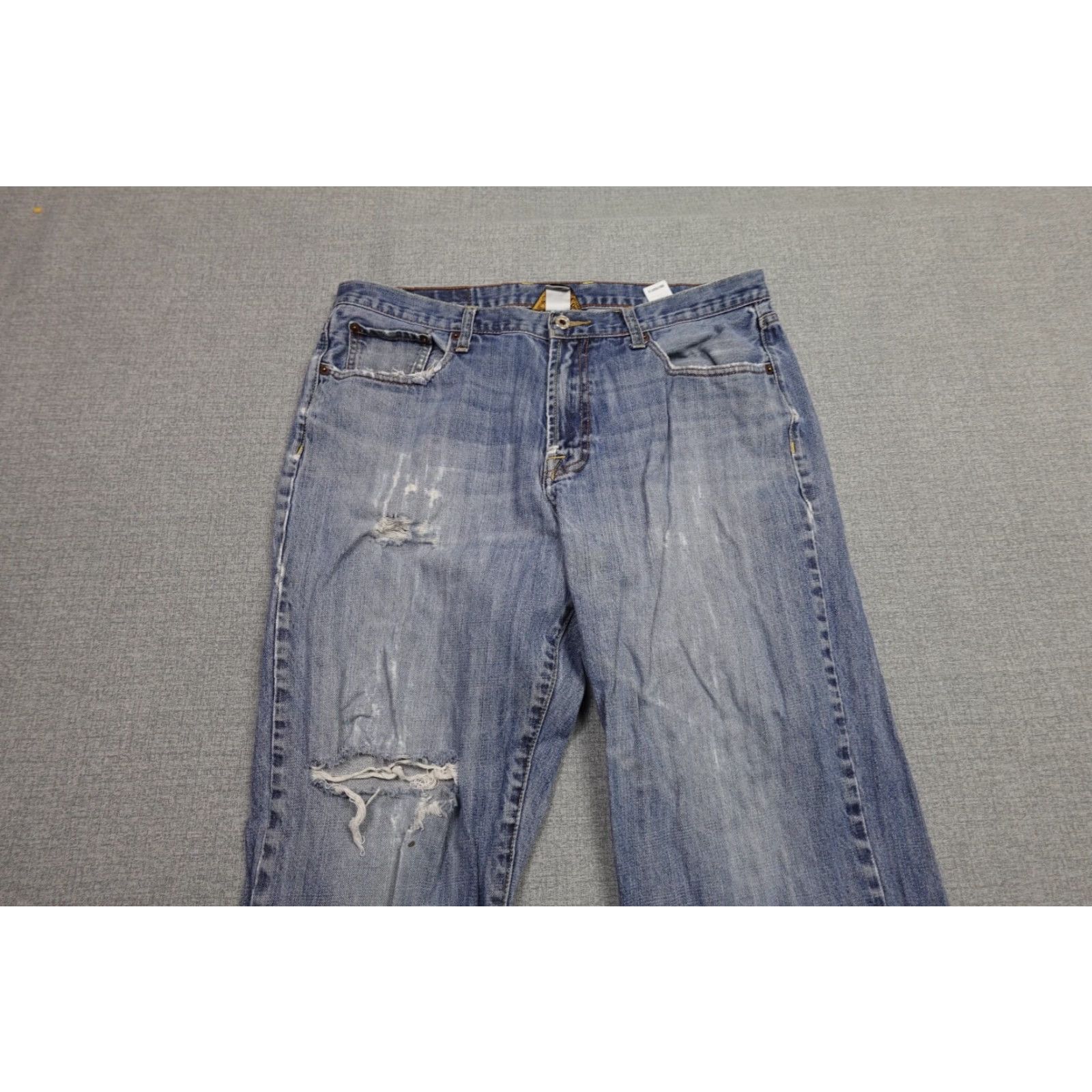 Lucky Brand Lucky Brand Jeans Mens 36x29 Blue Light Wash Denim Distressed Loose Fit Jeans Size US 36 / EU 52 - 3 Thumbnail