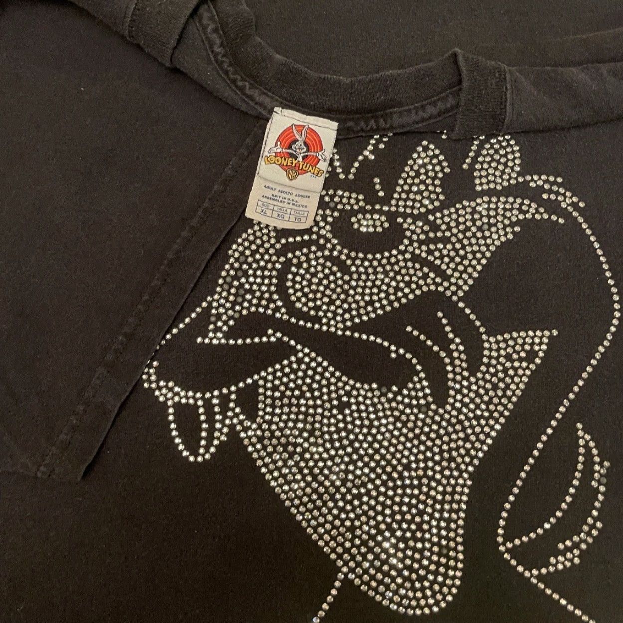 Vintage VINTAGE Looney Tunes Taz Devil Rhinestone Jeweled 2007 Shirt Mens XL Black 90s Y2k Hip Hop Cartoon Grunge Punk Rhinestone Jeweled Shirt Mens XL Size US XL / EU 56 / 4 - 2 Thumbnail
