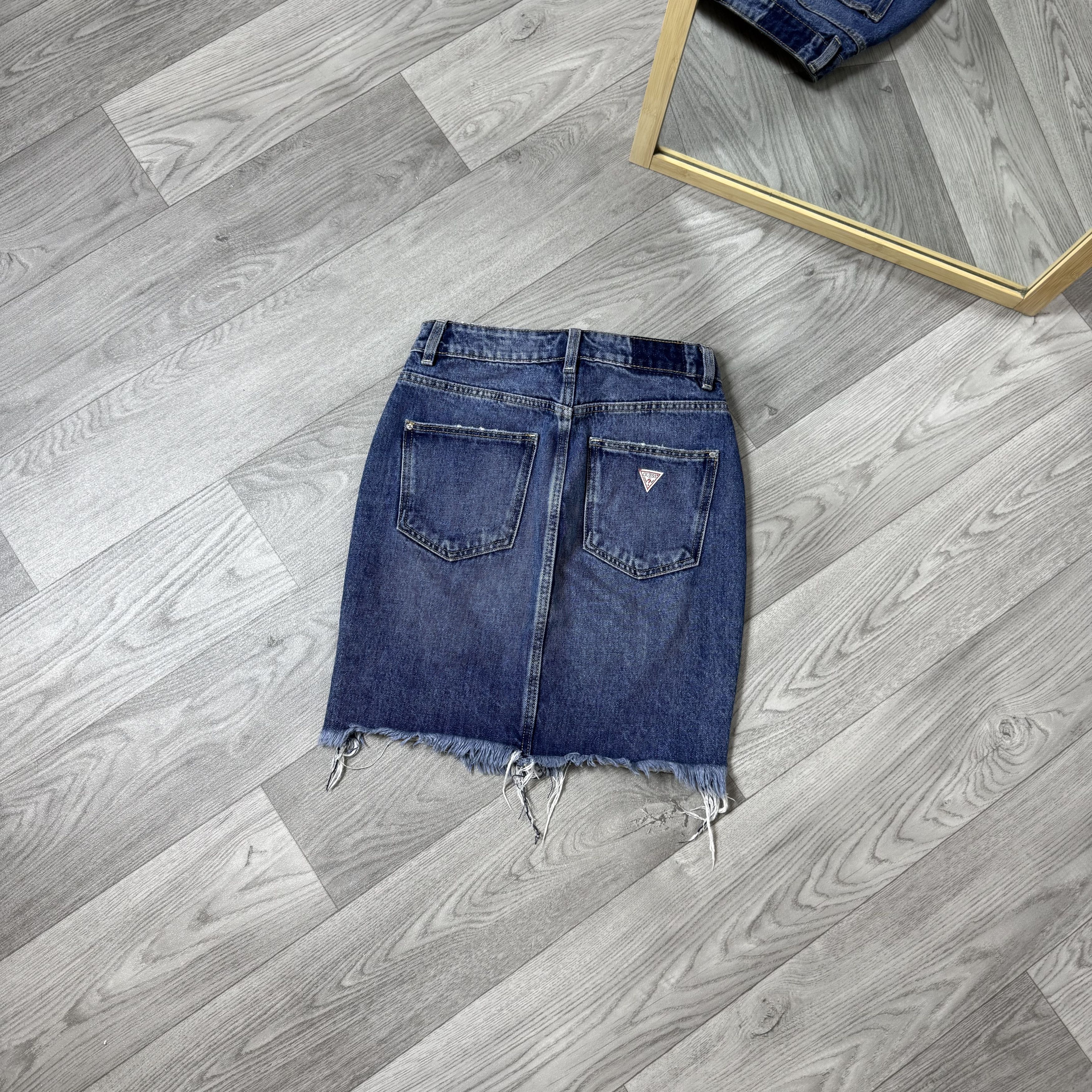 Guess Guess Women's Midi Denim Stonewashed Skirt Jeans 24 Size 24" / US 00 / IT 34 - 1 Thumbnail