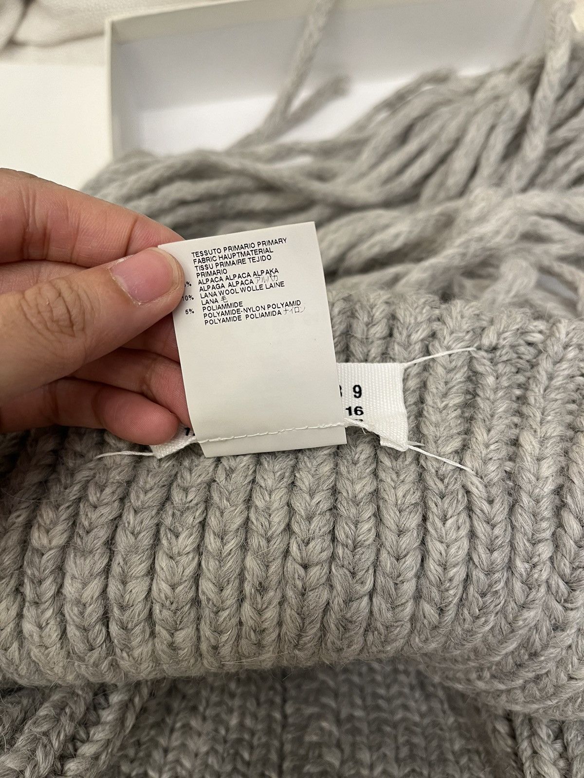 Maison Margiela × Vintage RARE MMM Maison Martin Margiela line 1 huge tassel scarf Size ONE SIZE - 11 Thumbnail