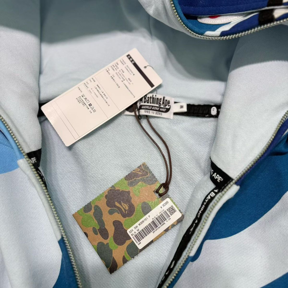 Bape BAPE LIMITED CAMO SHARK FULL ZIP HOODIE Size US M / EU 48-50 / 2 - 7 Thumbnail