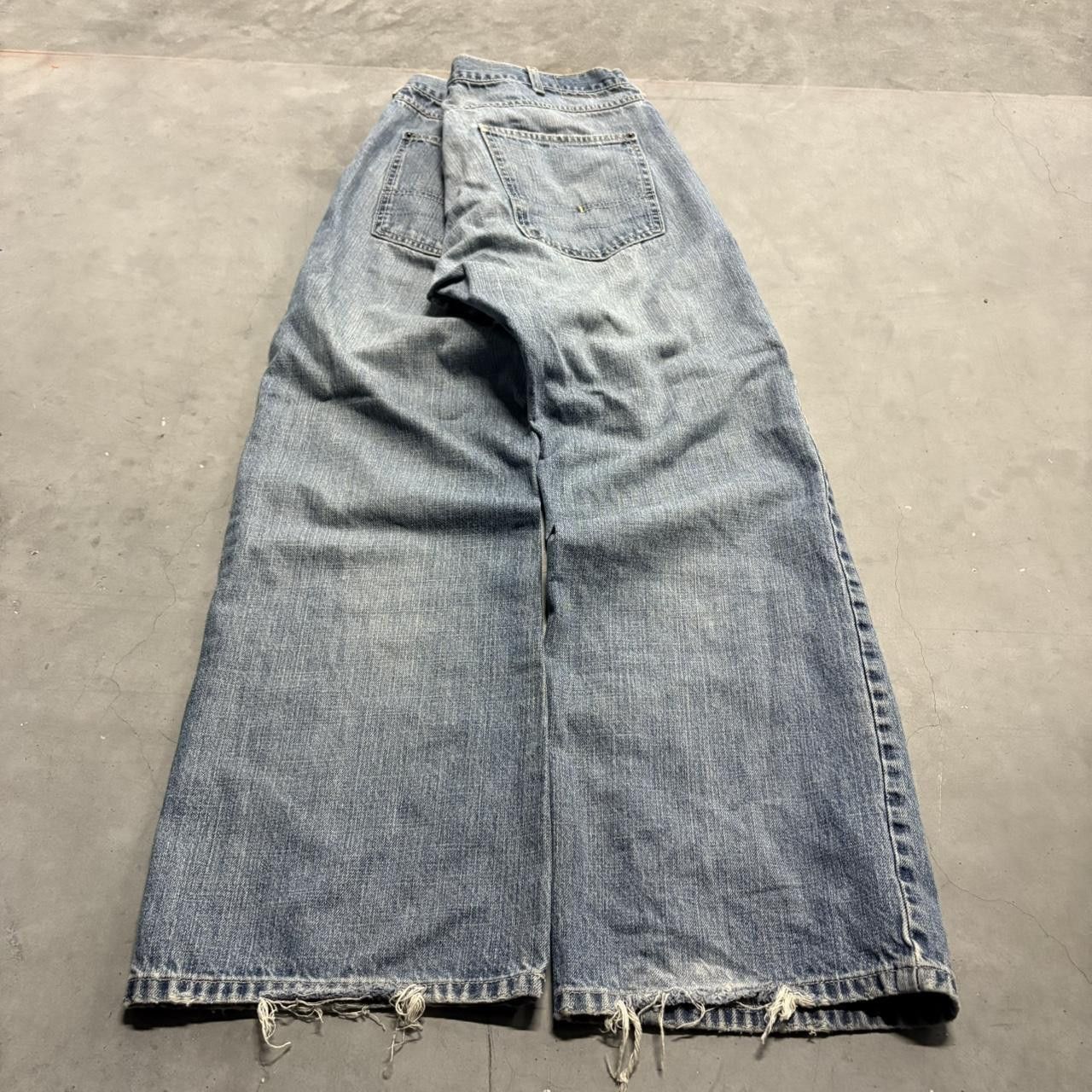 Vintage Crazy Vintage Y2K/2000s Baggy WideLeg Calvin Klein Light Blue Wash Denim Jeans! Size US 38 / EU 54 - 6 Thumbnail