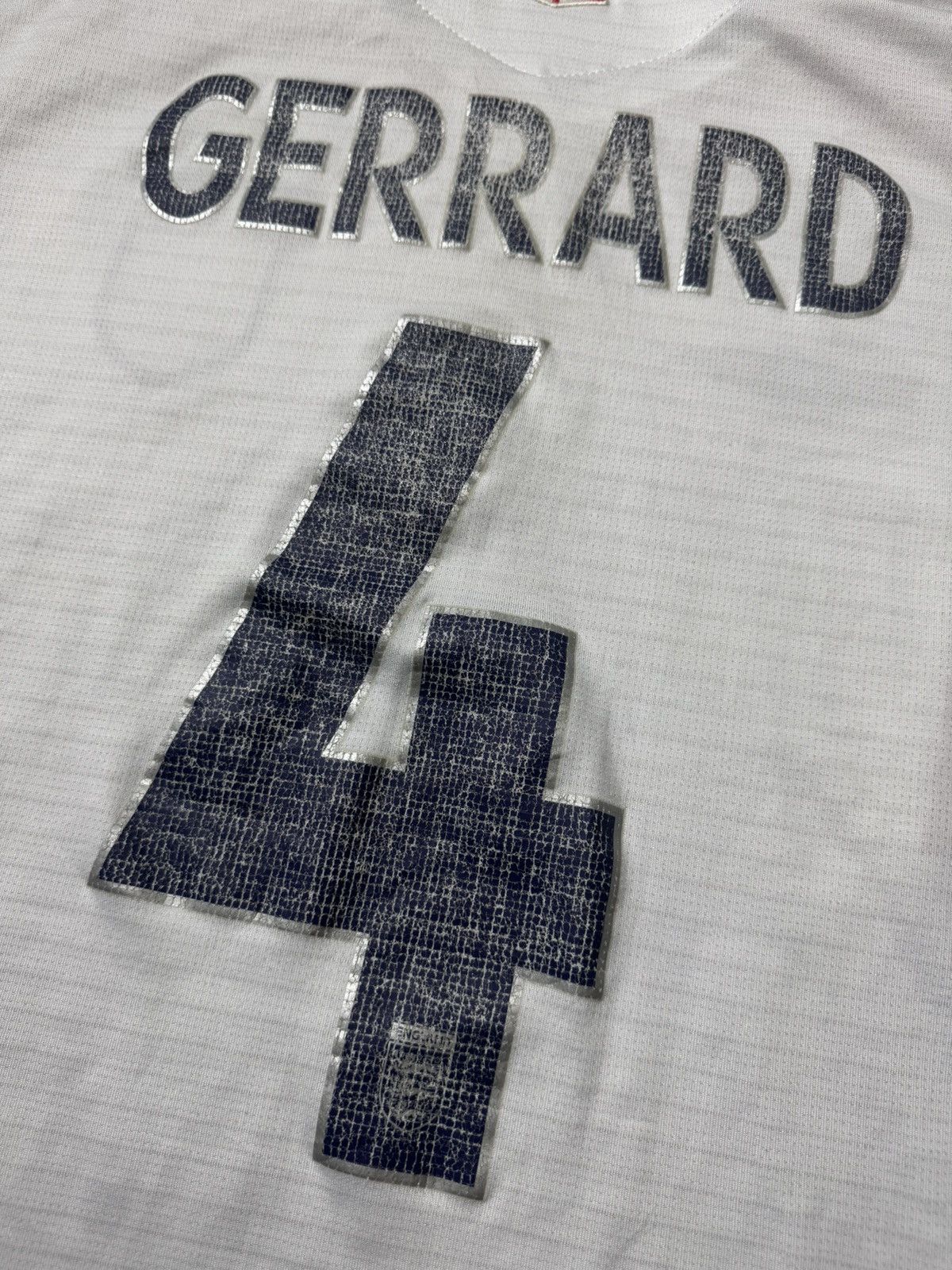 Vintage Vintage England Jersey Steven Gerrard Size US L / EU 52-54 / 3 - 5 Thumbnail