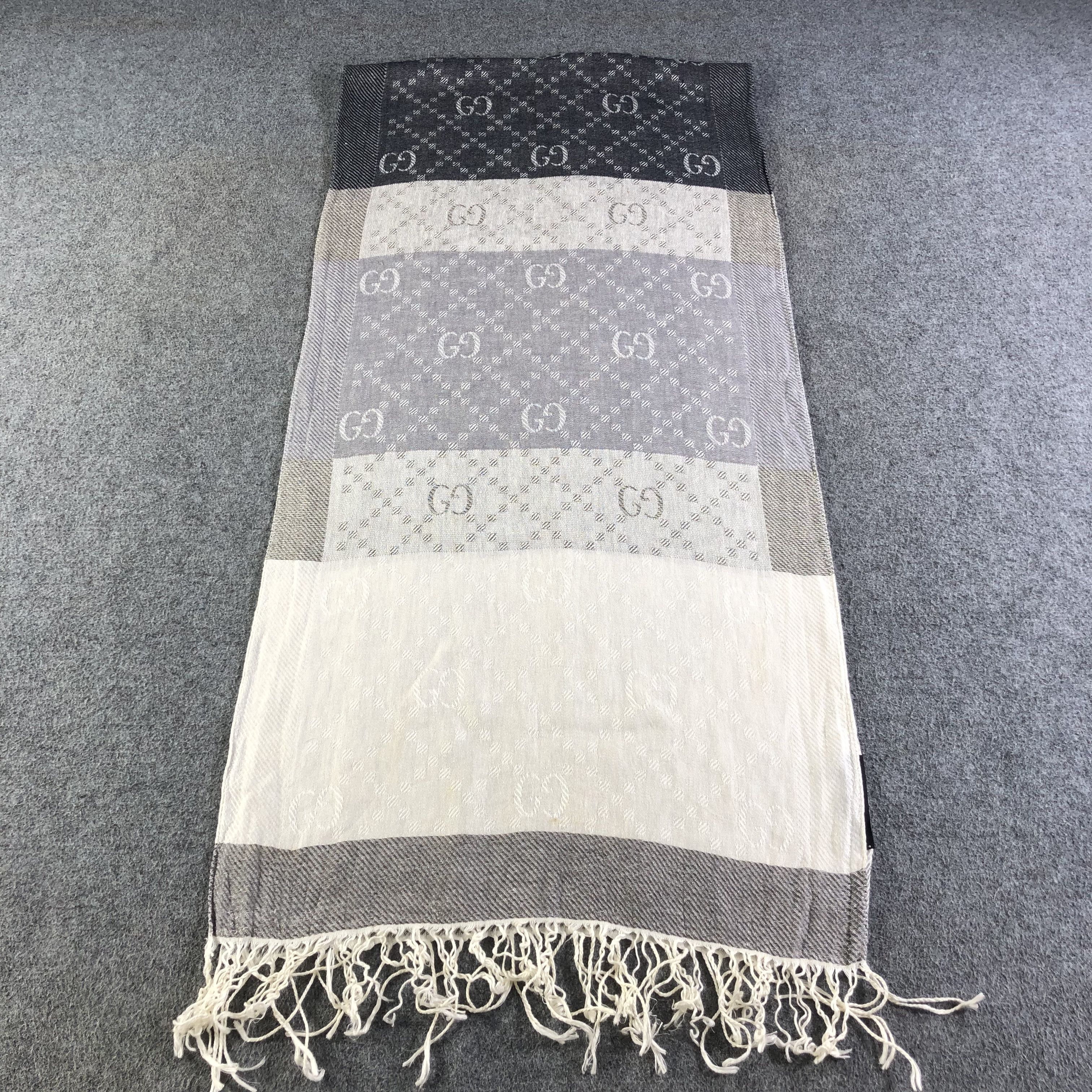 Gucci Gucci Monogram Wool Scarf Muffler Wrap V1760 Size ONE SIZE - 1 Thumbnail