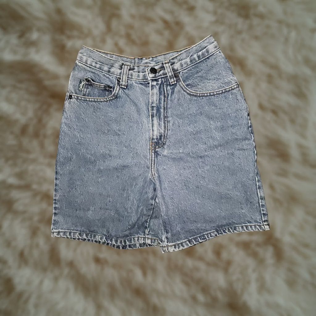 Vintage VINTAGE Outlaw Denim Shorts Womens 7 Blue High Waist Bermuda 90s Made USA Blue Jeans Shorts Womens Retro 90s Size 28" / US 6 / IT 42 - 1 Thumbnail