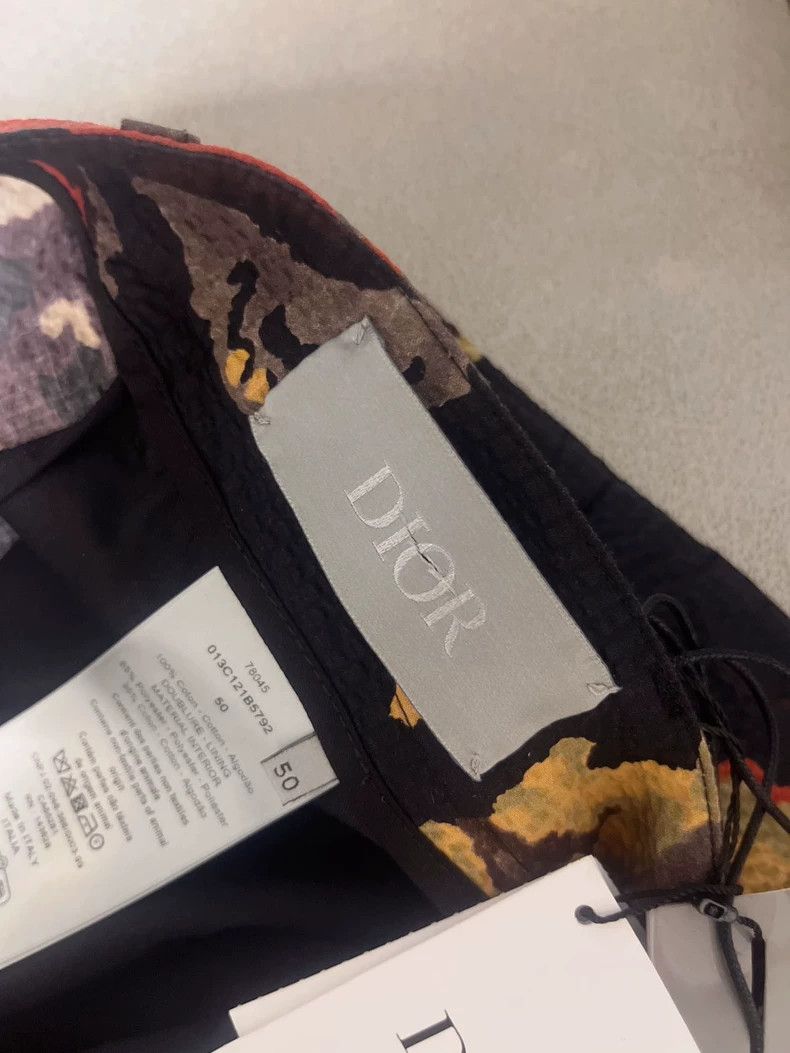 Dior Dior Co-branded printed shorts 2504-Nextarrow Size US 34 / EU 50 - 3 Thumbnail