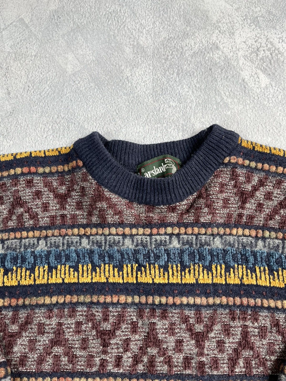 Vintage Vintage 90s Coogi style wool sweater streetwear size L Size US L / EU 52-54 / 3 - 3 Thumbnail