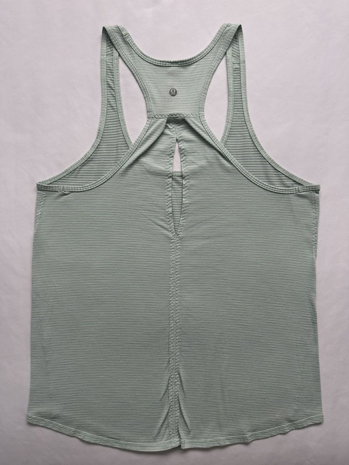 Other Lululemon Women’s Athletic Workout Tank Top Size M / US 6-8 / IT 42-44 - 2 Thumbnail