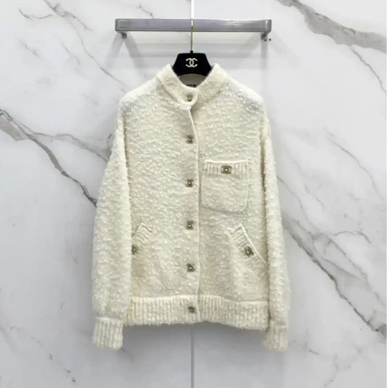 Chanel Chanel Cream Alpaca Wool Long Sleeve Cardigan 0089 Size S / US 4 / IT 40 - 1 Thumbnail