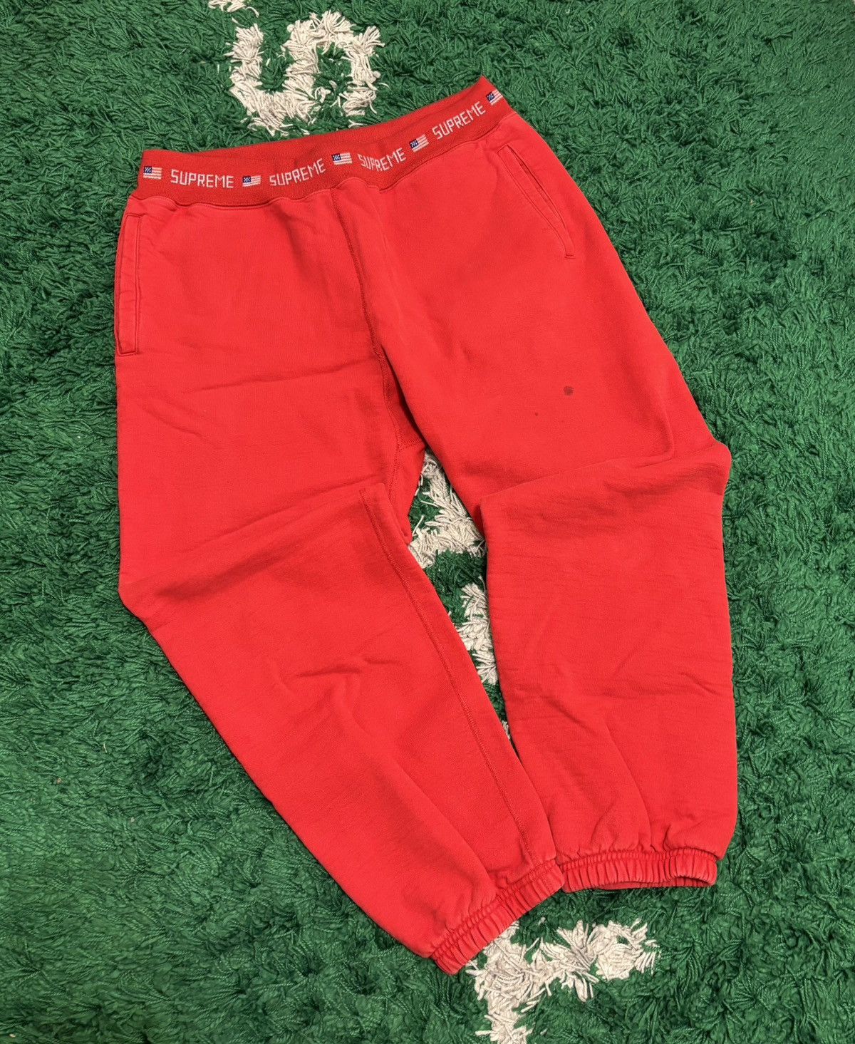 Supreme Supreme Early 2010s Sweatpants Size US 34 / EU 50 - 2 Thumbnail