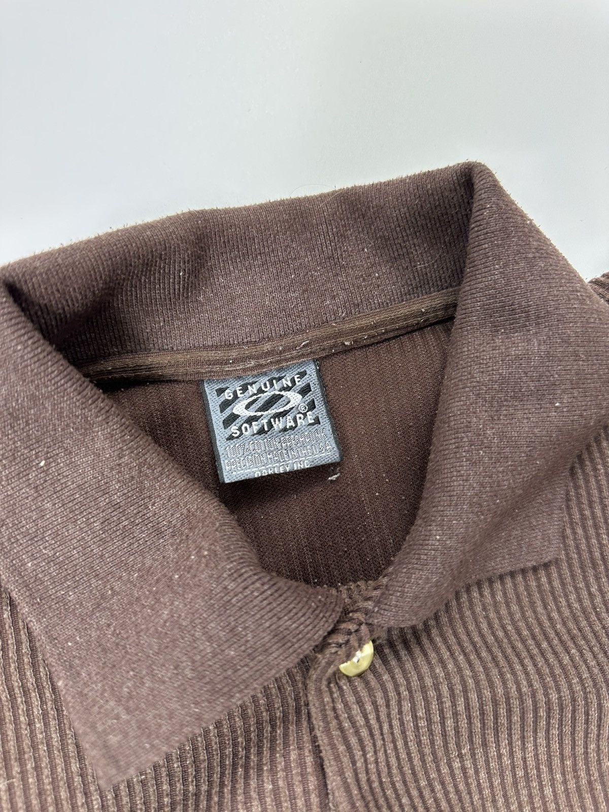 Oakley Vintage Oakley T-shirt Embroidered Logo Casual Brown Fit Size US L / EU 52-54 / 3 - 7 Thumbnail