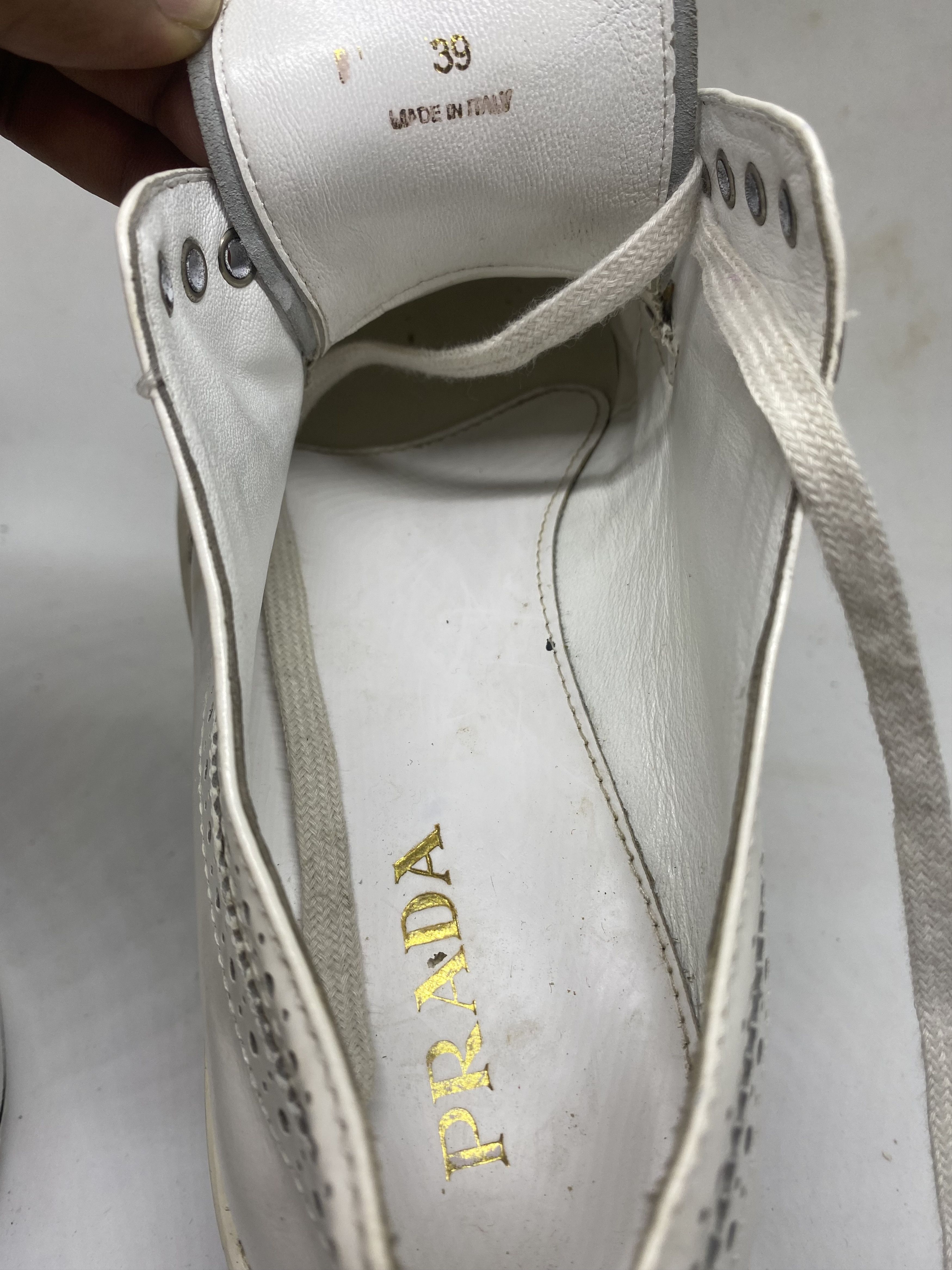 Prada Vintage prada white size 39 Size US 9 / EU 42 - 9 Thumbnail