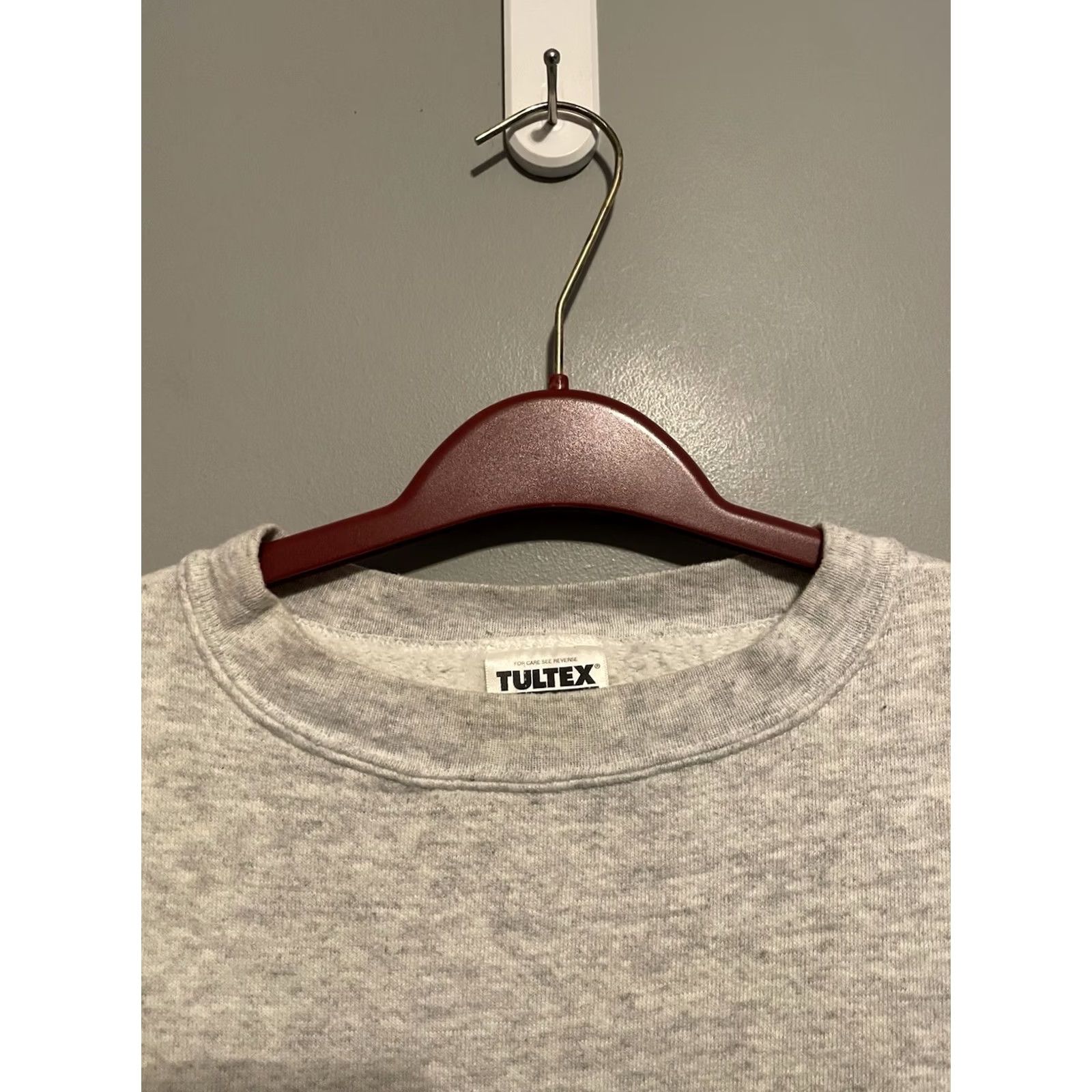 Vintage VINTAGE 90s Just Hafta Play Basketball Sweatshirt Pullover Coed Sportswear L Gray Mens Casual Graphic Tee Sportswear/Beach 1990s Shirt Shirt Size US L / EU 52-54 / 3 - 6 Thumbnail