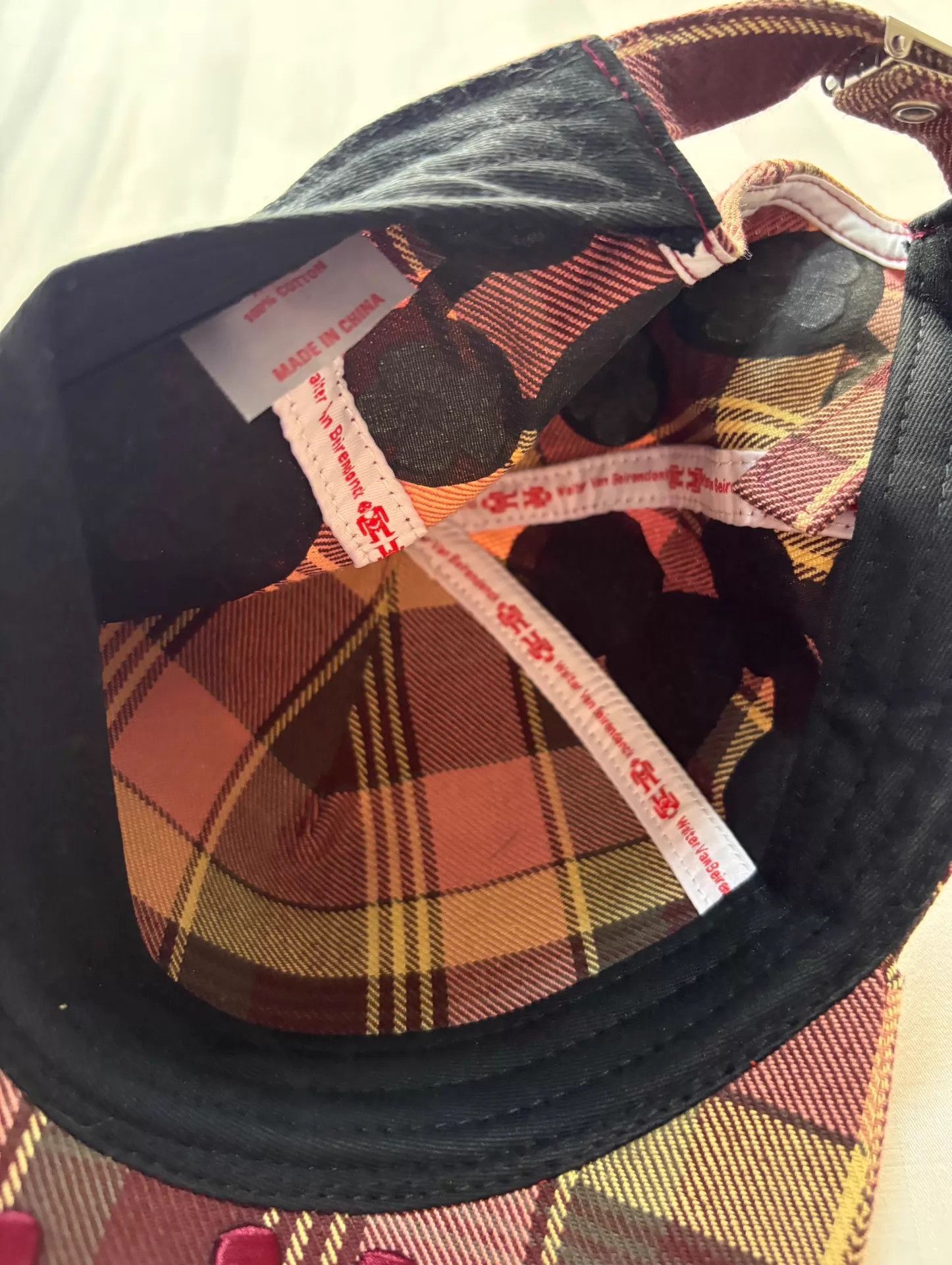 Walter Van Beirendonck WVB 24fw pink flocked floral hat abstr back Size ONE SIZE - 7 Thumbnail