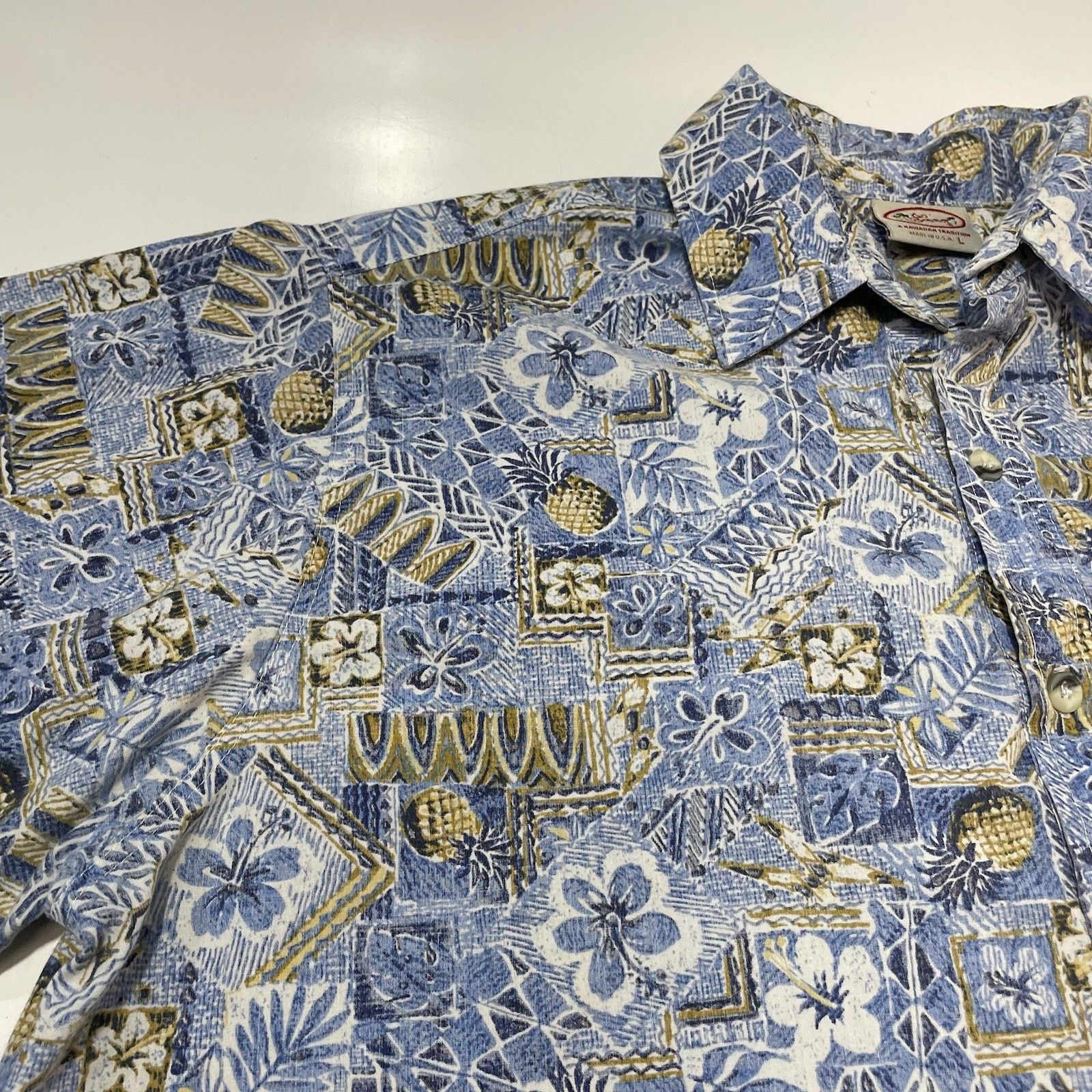 ALOHAS Go Barefoot Hawaiian Shirt Men’s Large Blue Pineapple Size US L / EU 52-54 / 3 - 4 Thumbnail