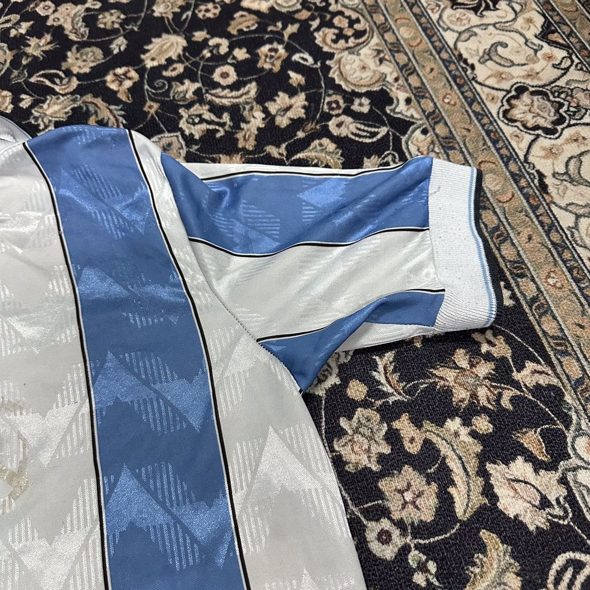 Umbro 💥Vintage umbro💥 argentina tribute jersey 💥 Size US M / EU 48-50 / 2 - 3 Thumbnail