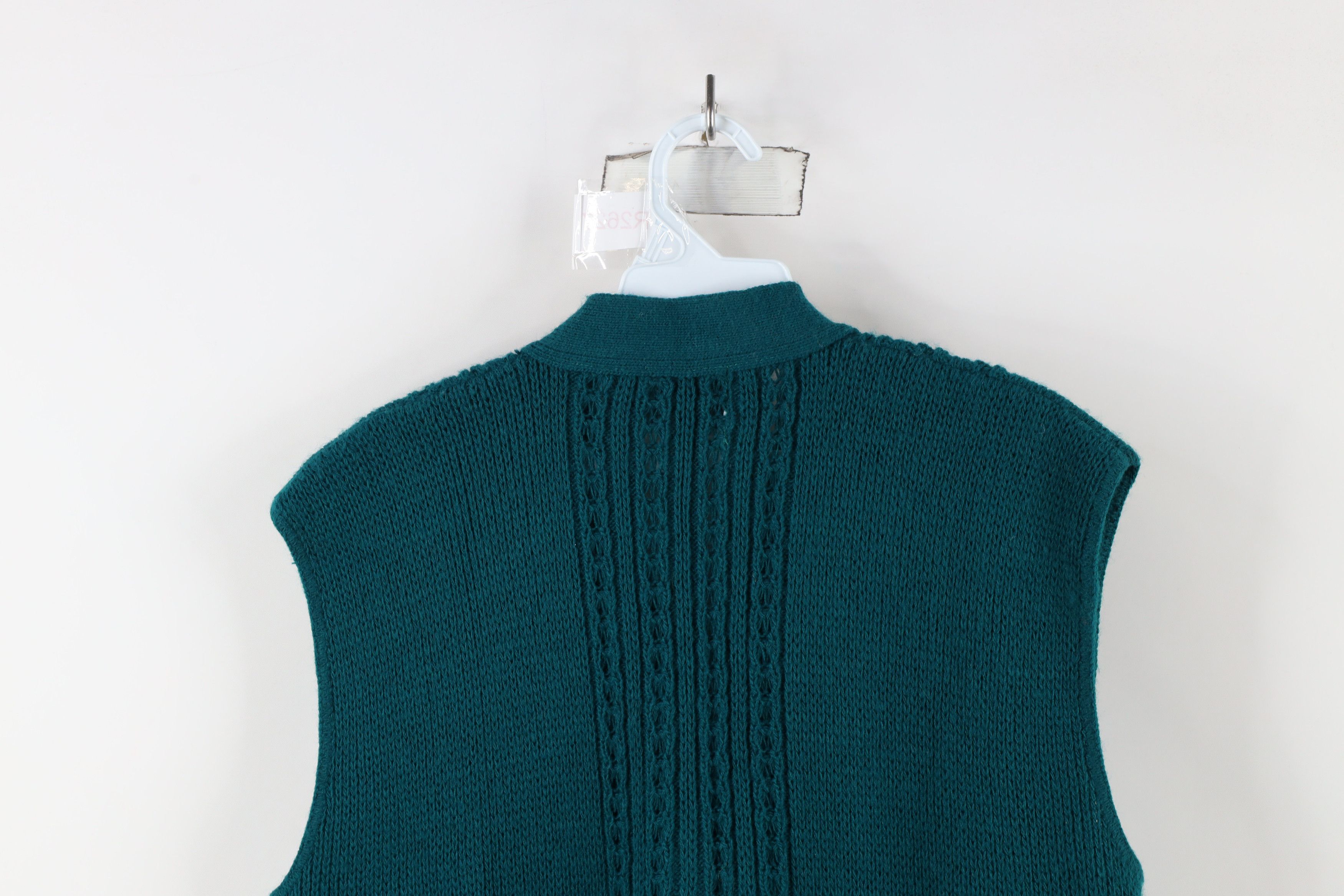 Vintage Vintage 70s Streetwear Cable Knit Cardigan Sweater Vest USA Size L / US 10 / IT 46 - 8 Thumbnail
