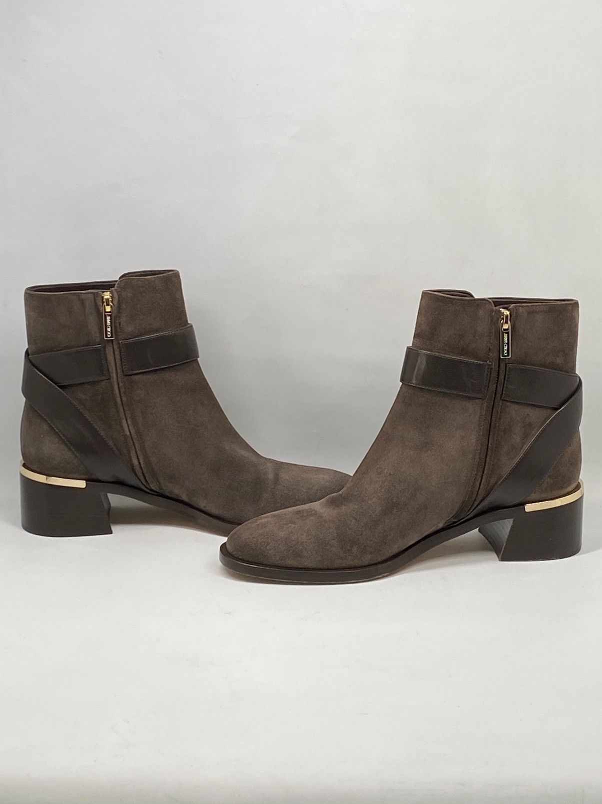 Jimmy Choo Jimmy Choo Clarice 45 Block Heel Suede Booties size 39 Size US 9 / IT 39 - 6 Thumbnail