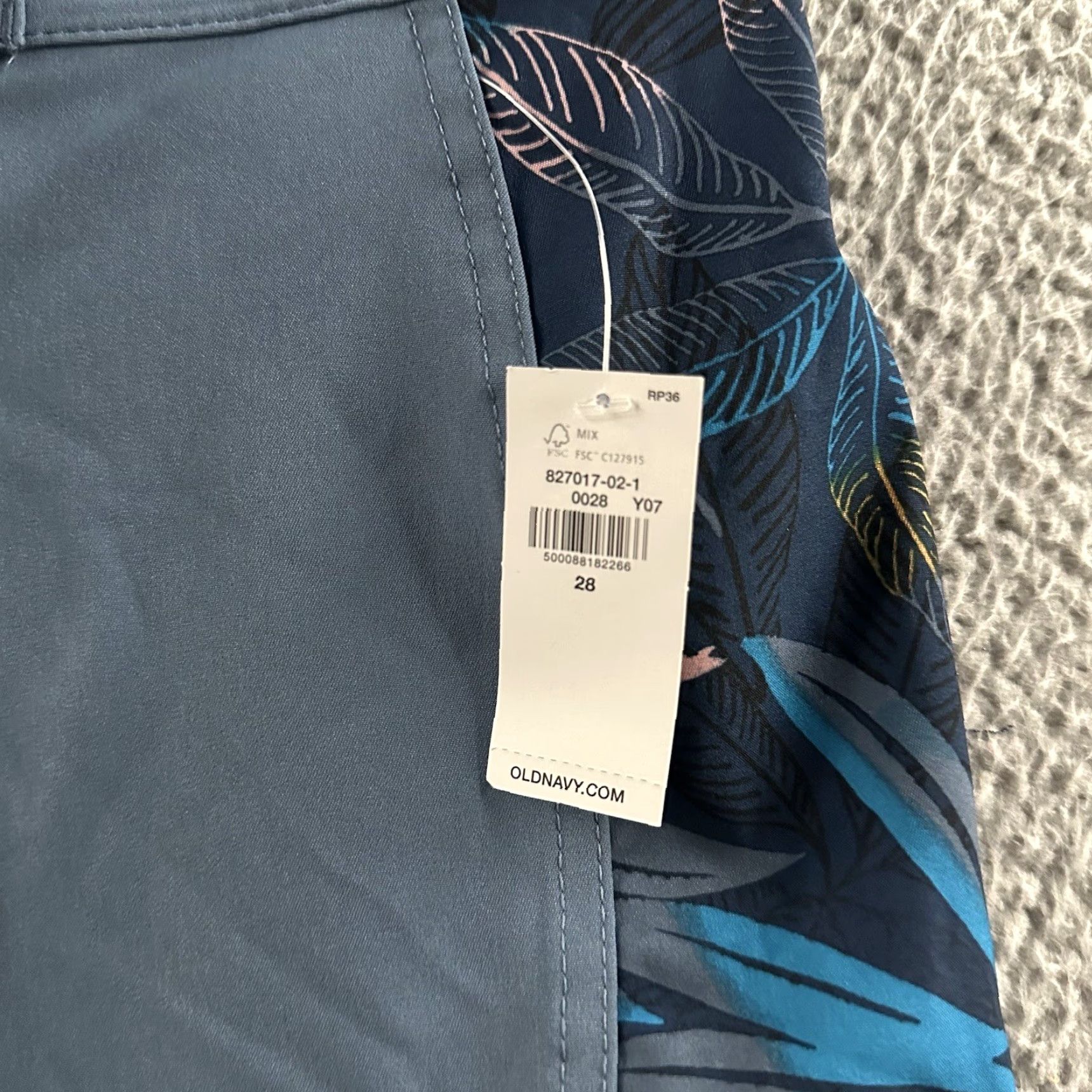 Old Navy Old Navy Mens Board Shorts Multicolor Blue Size 28 Stretch Polyester Spandex Regular Swim Bottom Board Shorts Mens Size US 28 / EU 44 - 3 Thumbnail