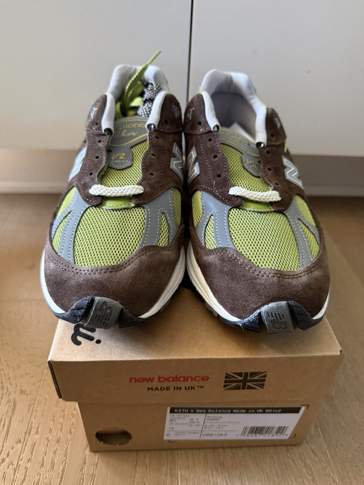 Kith × New Balance Cathari Kith New Balance 991v2 MiUK Reverse Matcha Size 8.5 Size US 8.5 / EU 41-42 - 2 Thumbnail