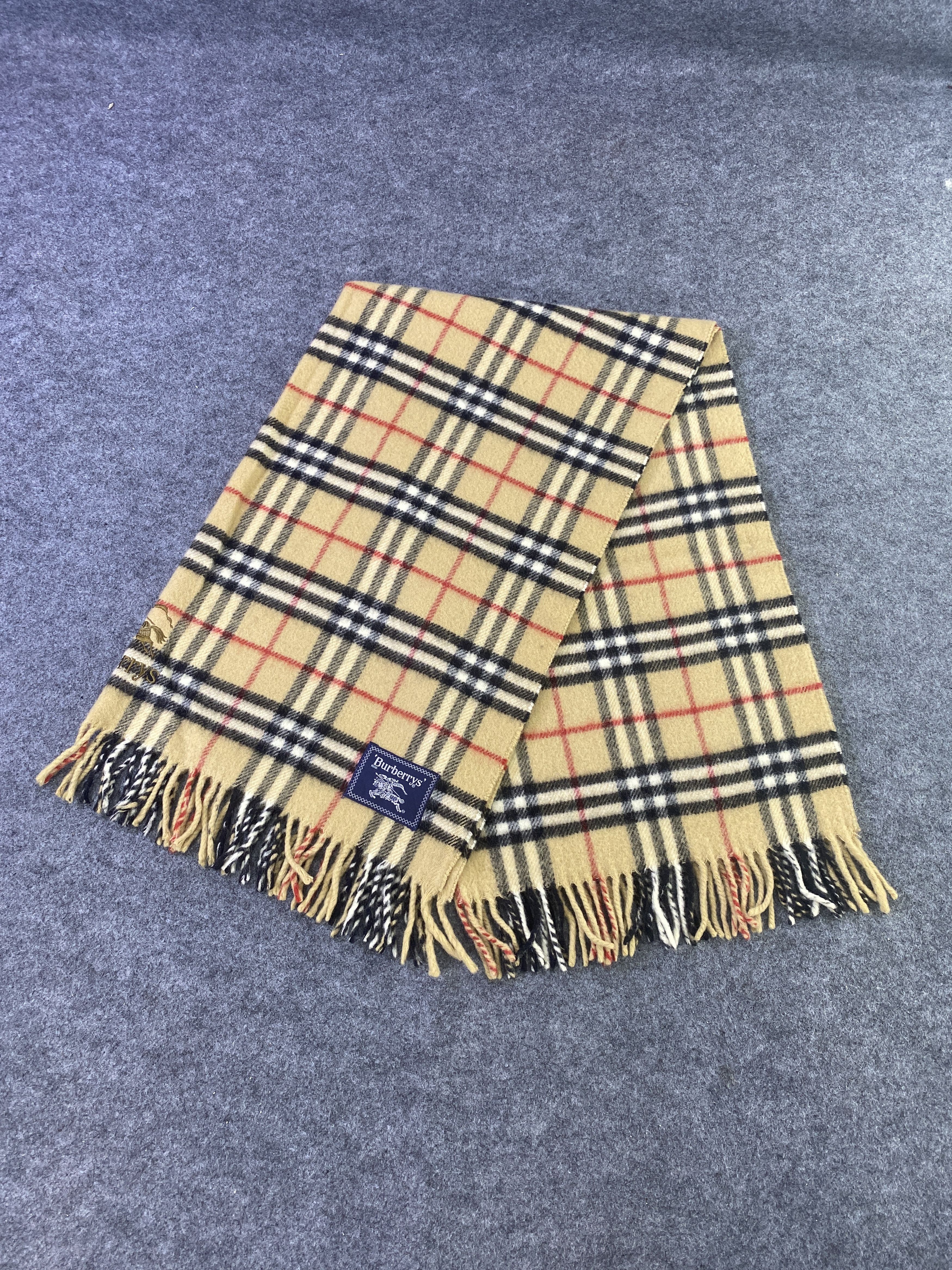Burberry VINTAGE BURBERRY Scarf / Muffler / Neckwear -T986 Size ONE SIZE - 4 Thumbnail