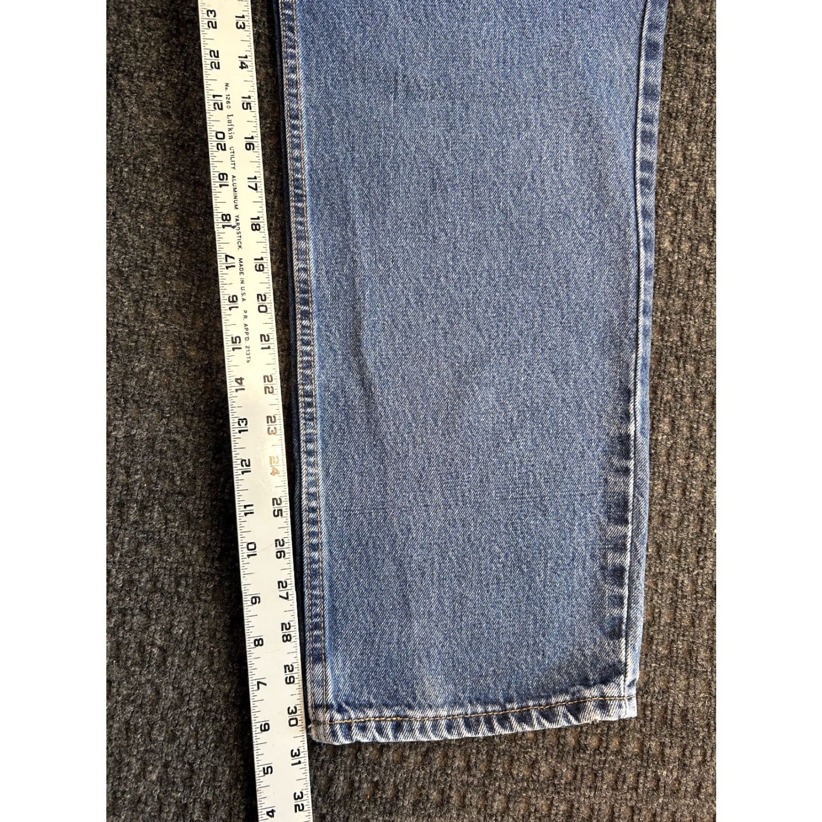 Levi's VINTAGE Levi's 550 Jeans Denim 36x32 Relaxed Fit Medium Wash 90s Grunge USA Men’s Jeans Style Tapered 5-Pocket Distressed Size US 36 / EU 52 - 5 Thumbnail
