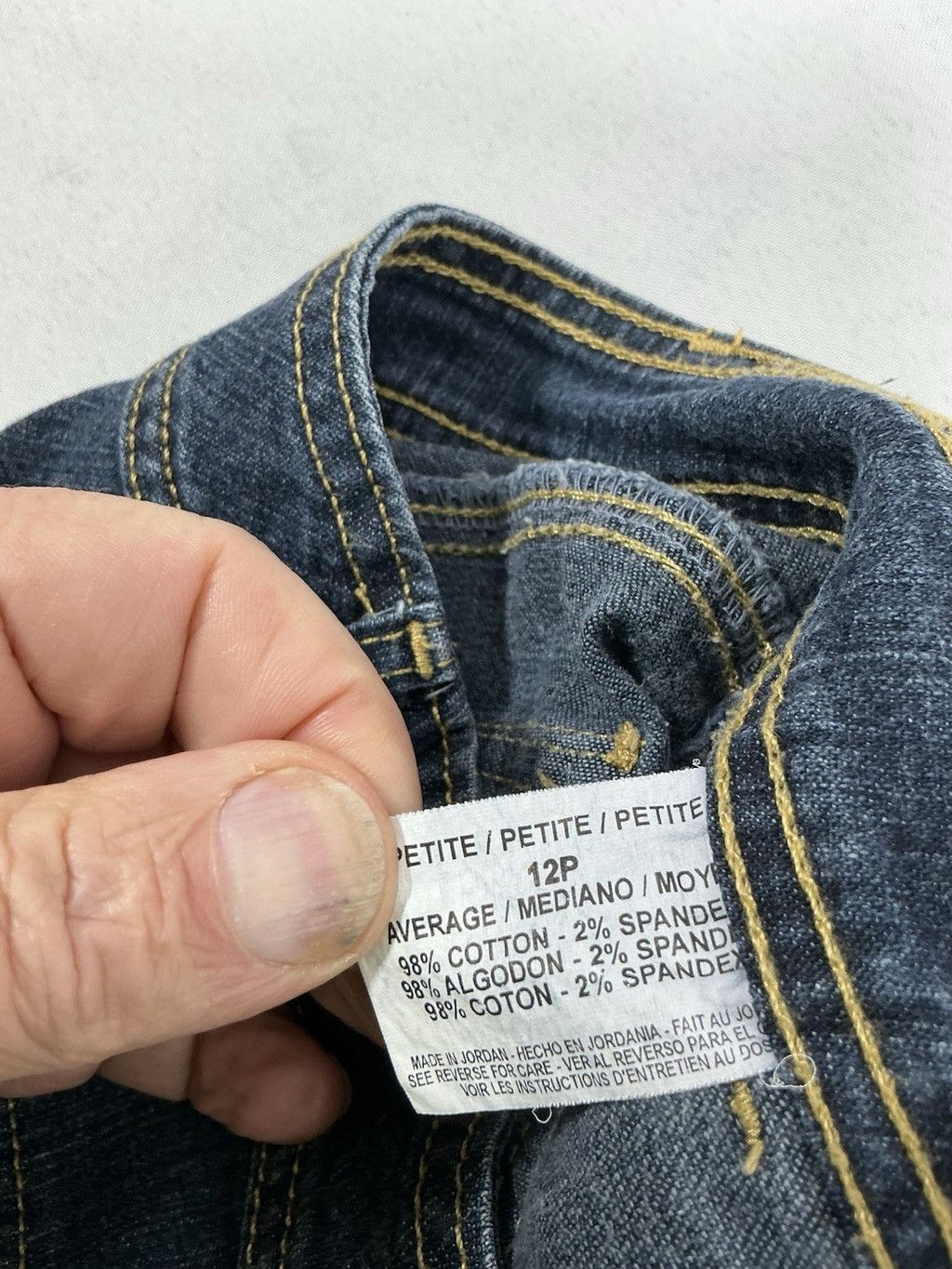 Gloria Vanderbilt Womans Excellent Gloria Vandirbilt Blue Jeans Size 12 P Size 33" - 4 Thumbnail