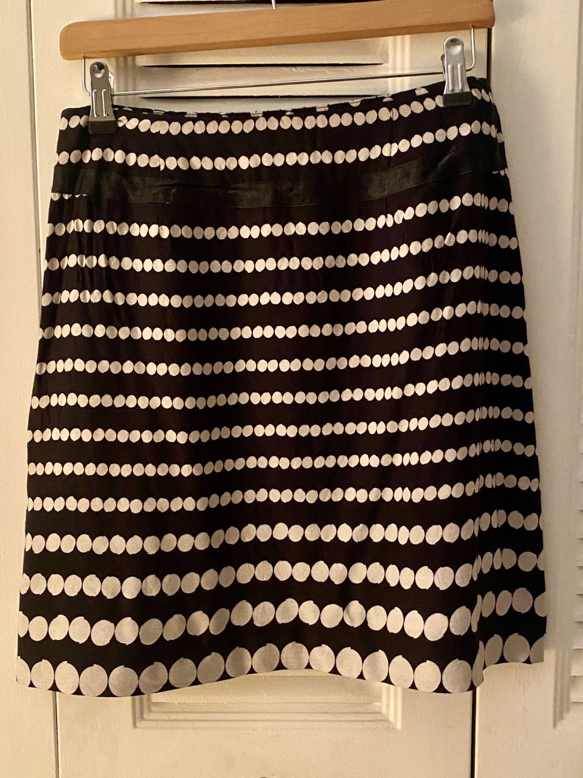 MAX&Co. MAX & CO. Classy Skirt Size 27" / US 4 / IT 40 - 5 Thumbnail