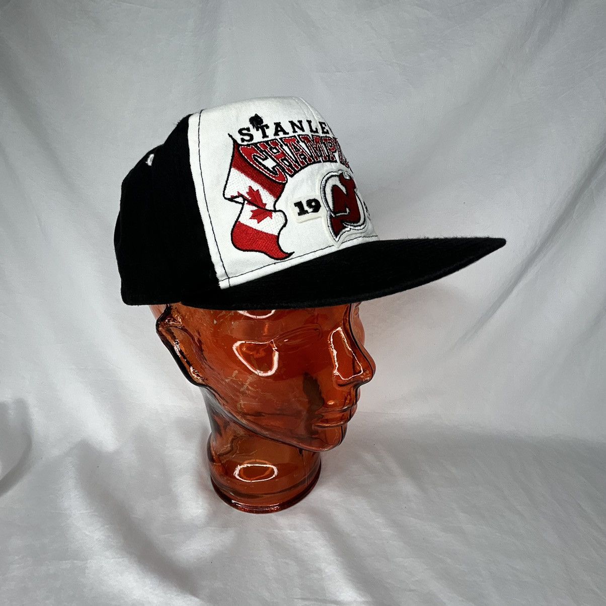 Starter Vtg New Jersey Devils NHL Stanley Cup Starter SnapBack Hat Size ONE SIZE - 2 Thumbnail