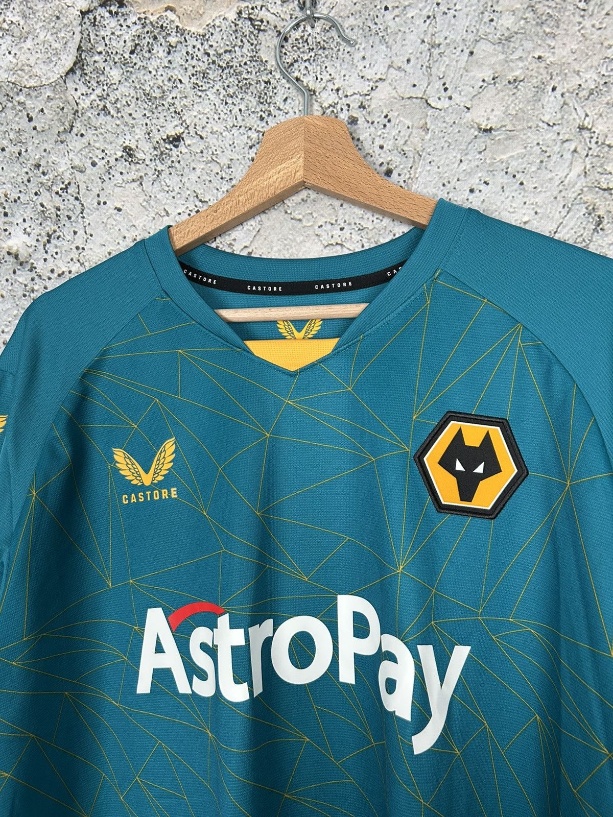 Castore Wolves Premier League Soccer Jersey Castore Football Sport Size US XL / EU 56 / 4 - 3 Thumbnail