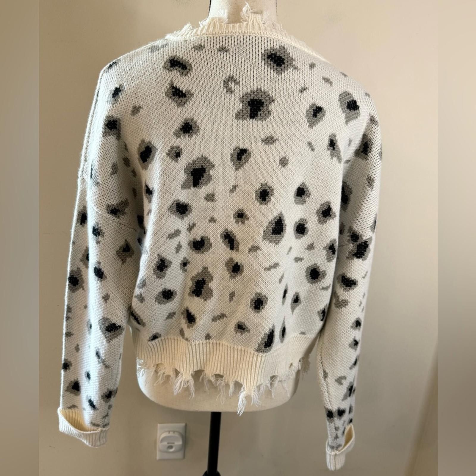 Other Cloud Chaser leopard print sweater cream fringe hem SZ M Size M / US 6-8 / IT 42-44 - 2 Thumbnail
