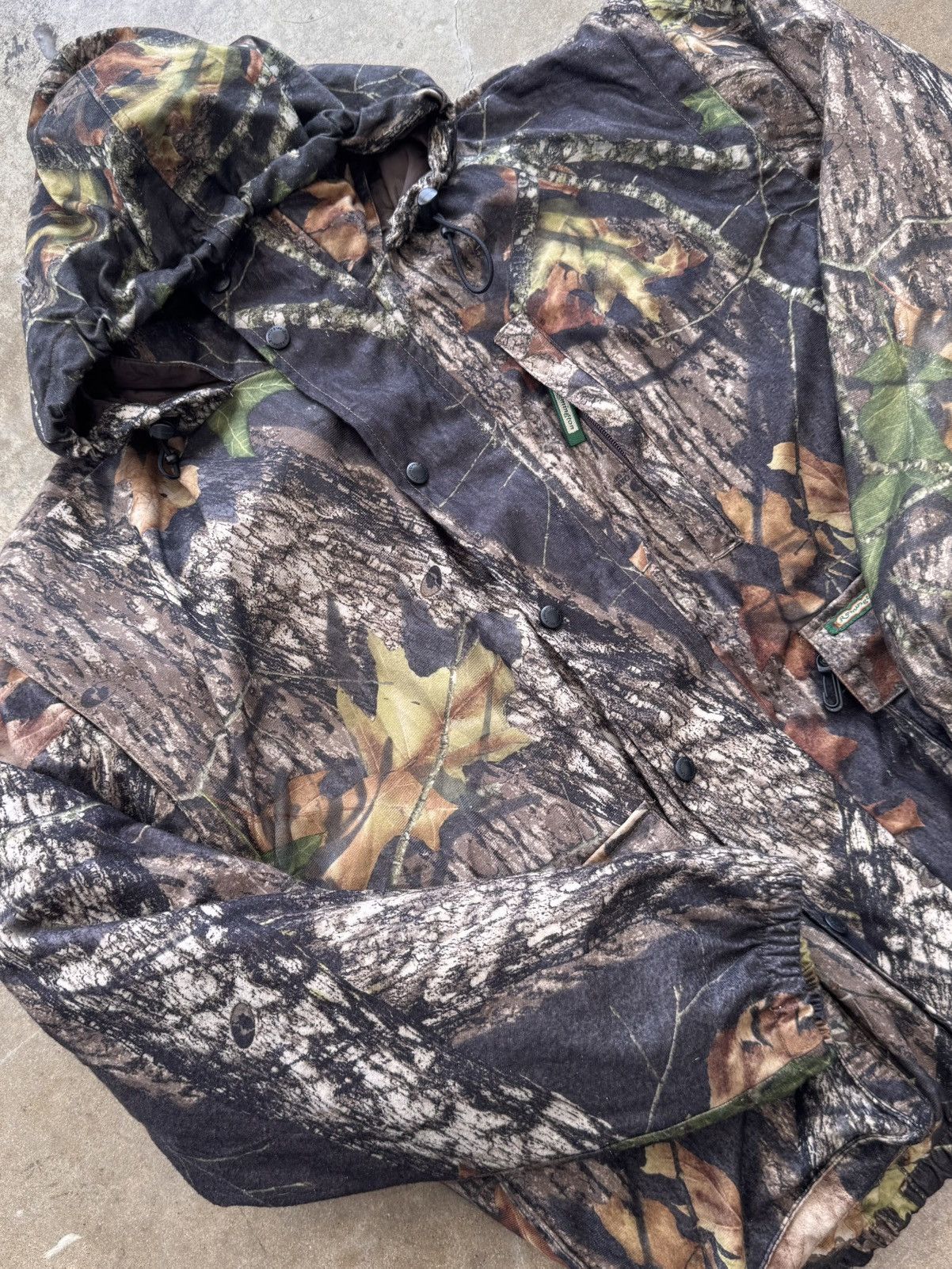 Vintage Vintage 2000 Remington Camo Mossy Oak Hooded Jacket XL Size US XL / EU 56 / 4 - 1 Thumbnail