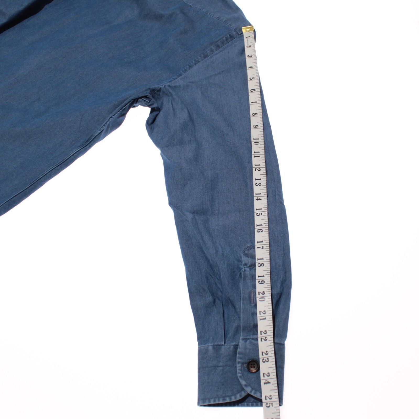 Luciano Barbera Luciano Barbera New with tags Shirt Size L US In Blue Size US L / EU 52-54 / 3 - 5 Thumbnail