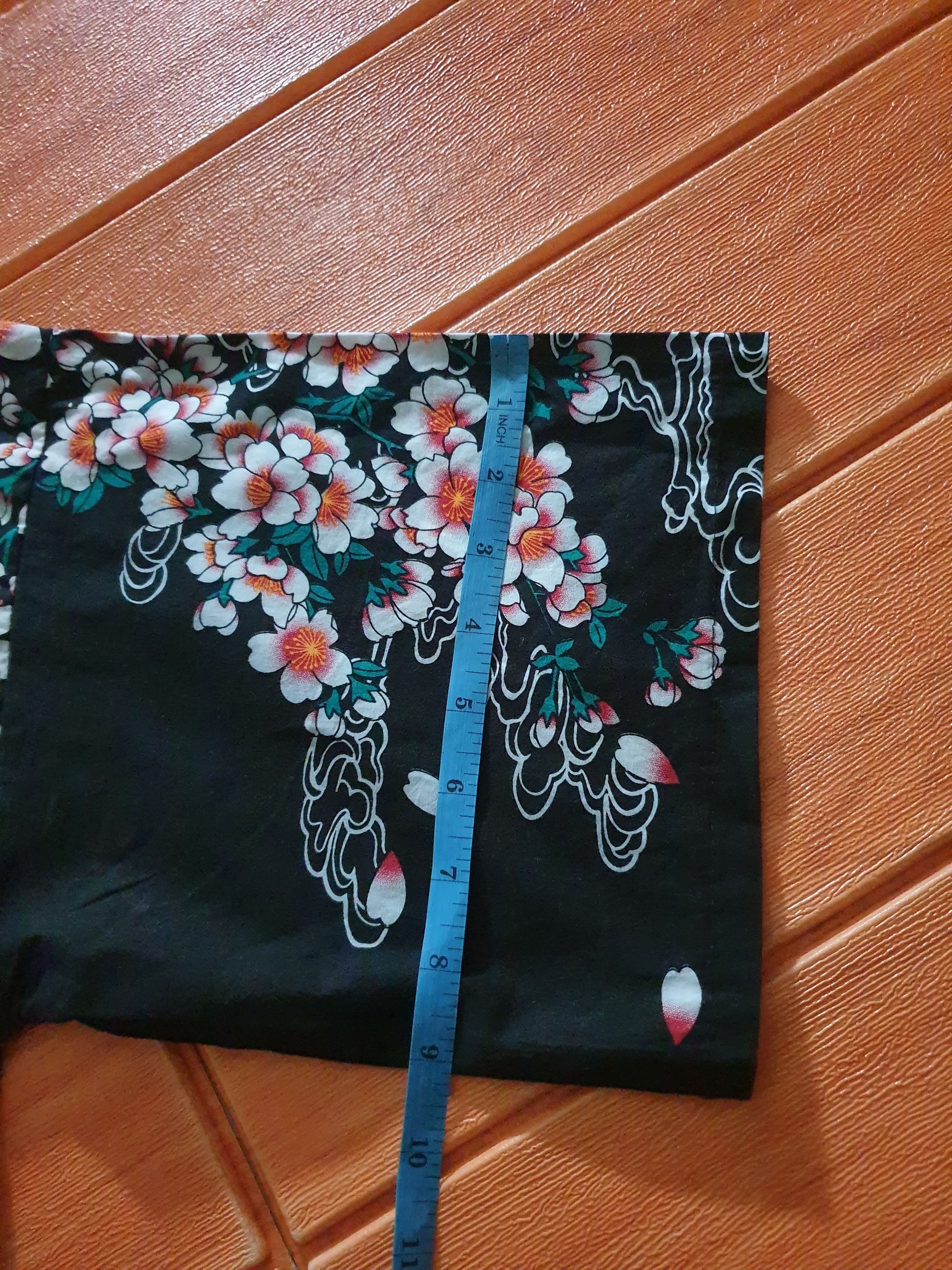 Japanese Brand 💥Kimono Japanese fish koi black Size US M / EU 48-50 / 2 - 7 Thumbnail