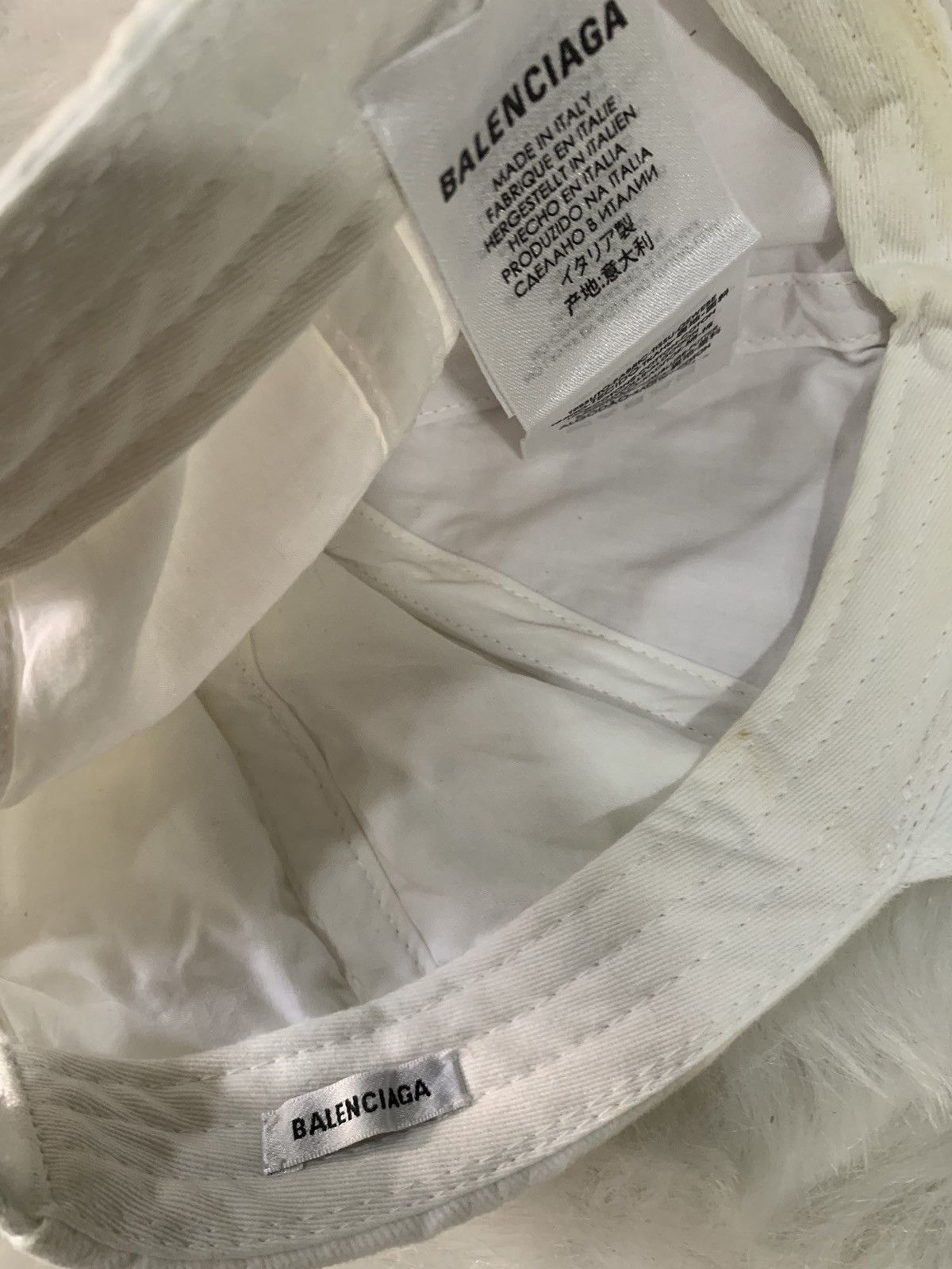 Balenciaga STEAL!! Caps BALENCIAGA Size ONE SIZE - 10 Thumbnail