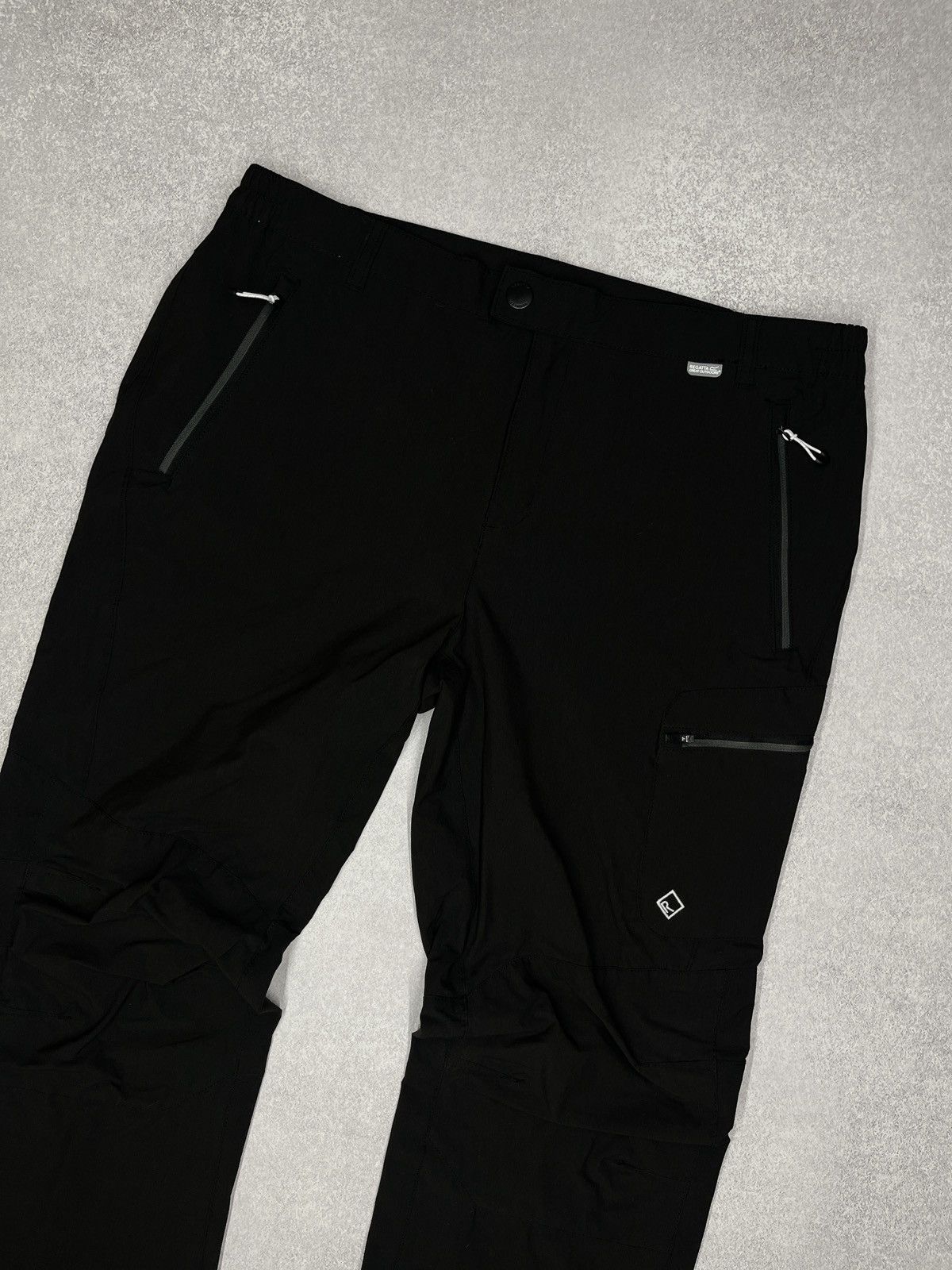 Other Mens Regatta Cargo Pants Black Outdoor Gorpcore Size XXL Size US 38 / EU 54 - 3 Thumbnail