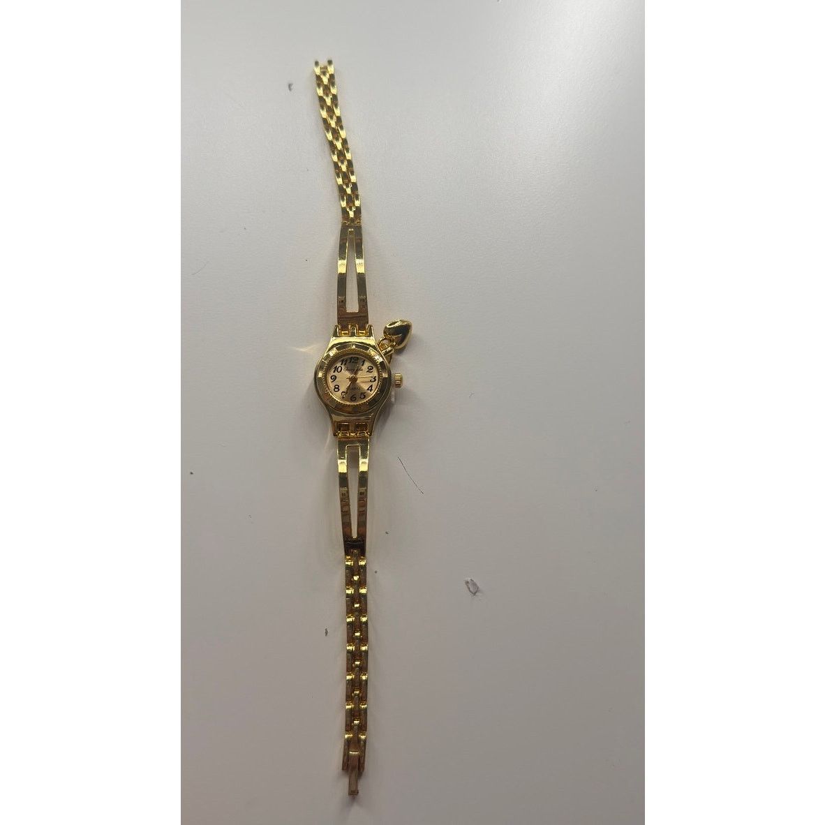 & Other Stories Elegant Gold Bracelet Watch for Women – Vintage Style Size ONE SIZE - 4 Thumbnail