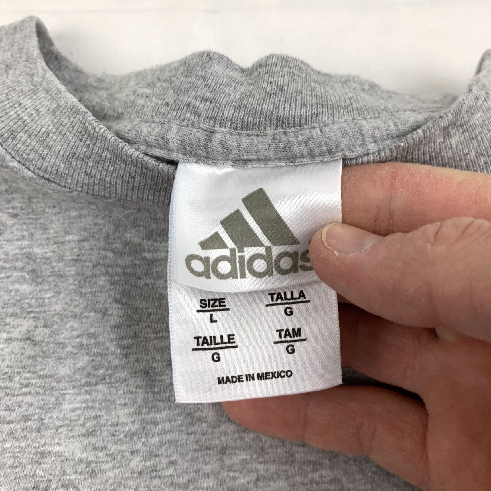 Adidas Vintage adidas T Shirt Adult Large Gray Dicks Sporting Goods Soccer Y2K Logo Size US L / EU 52-54 / 3 - 6 Thumbnail